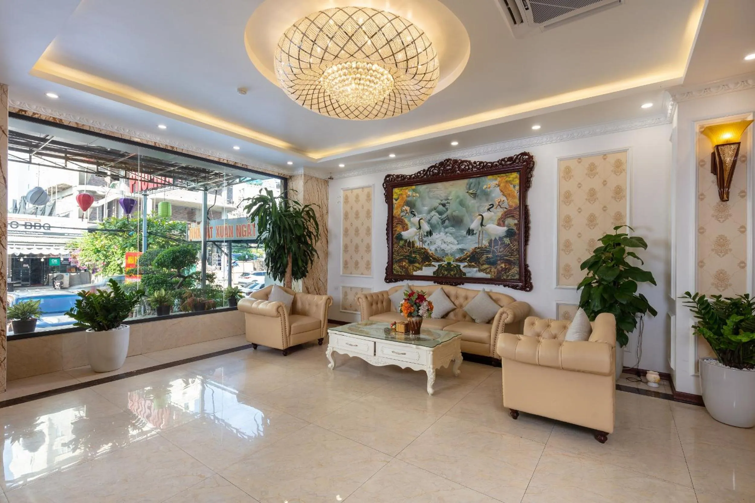 Area and facilities in Phoenix Hotel Ha Long