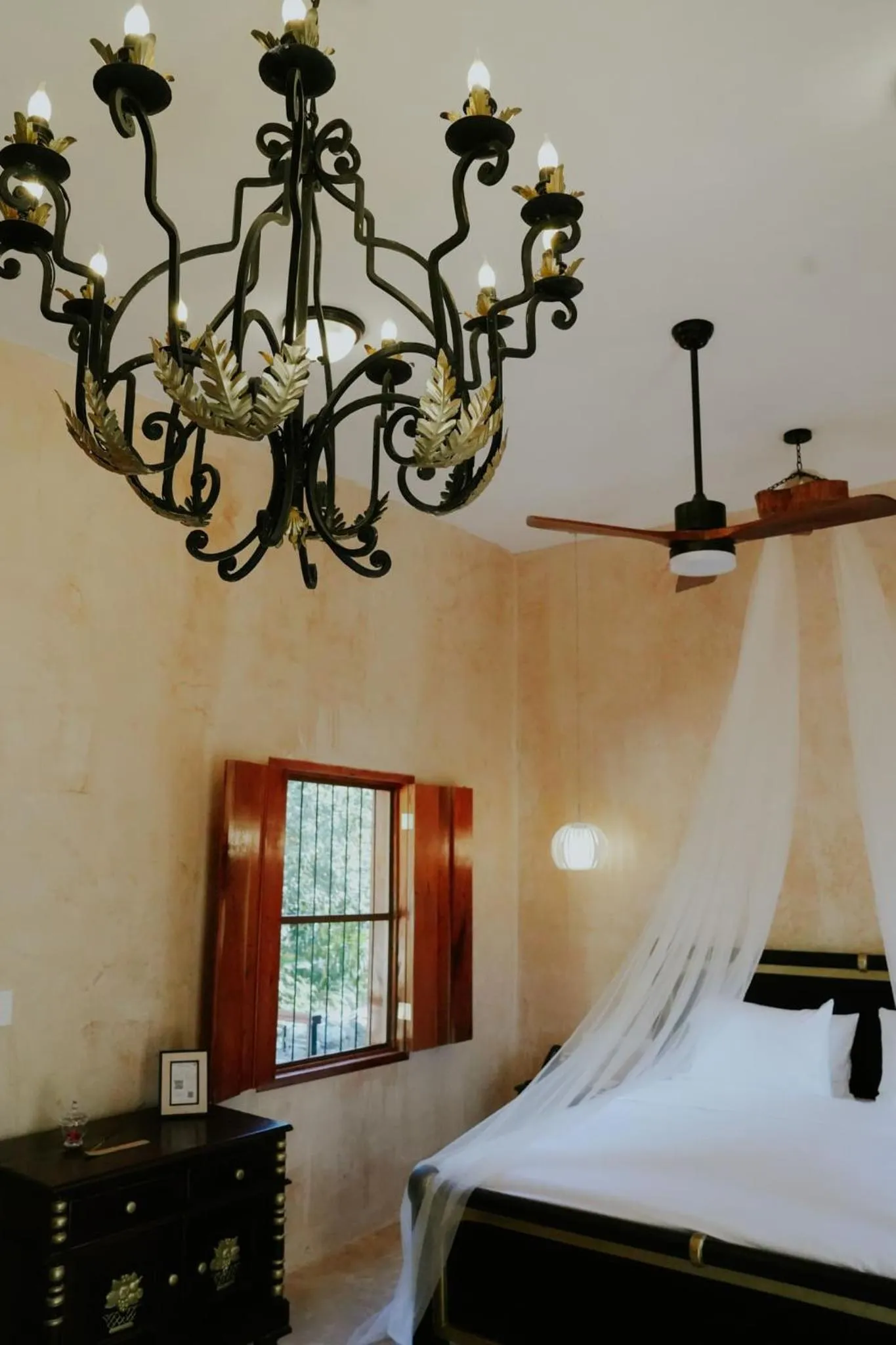 Bed in Hacienda Cenote San Ignacio