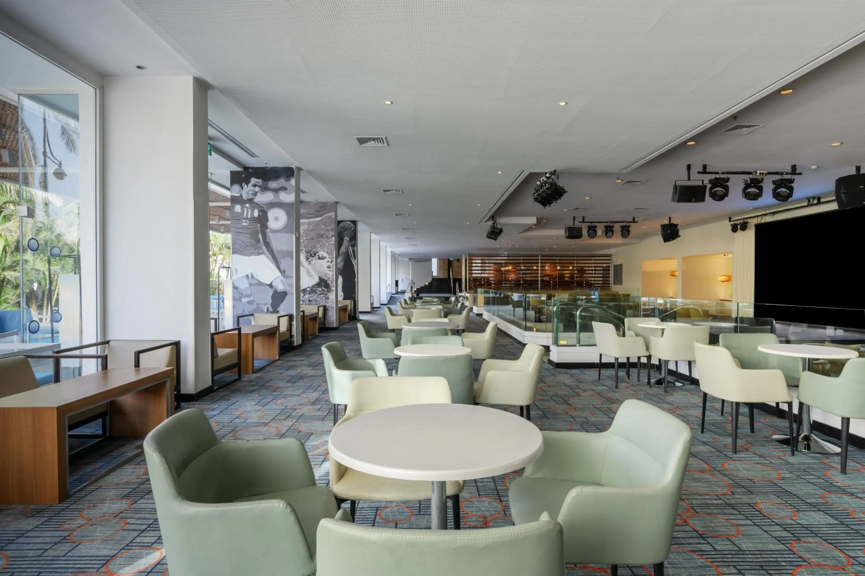 Restaurant/places to eat in Sport Club by Isrotel Collection
