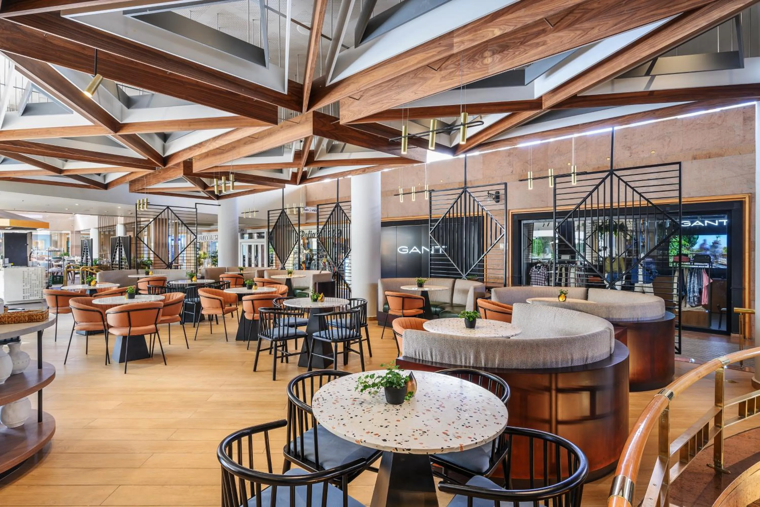 Royal Garden by Isrotel Collection