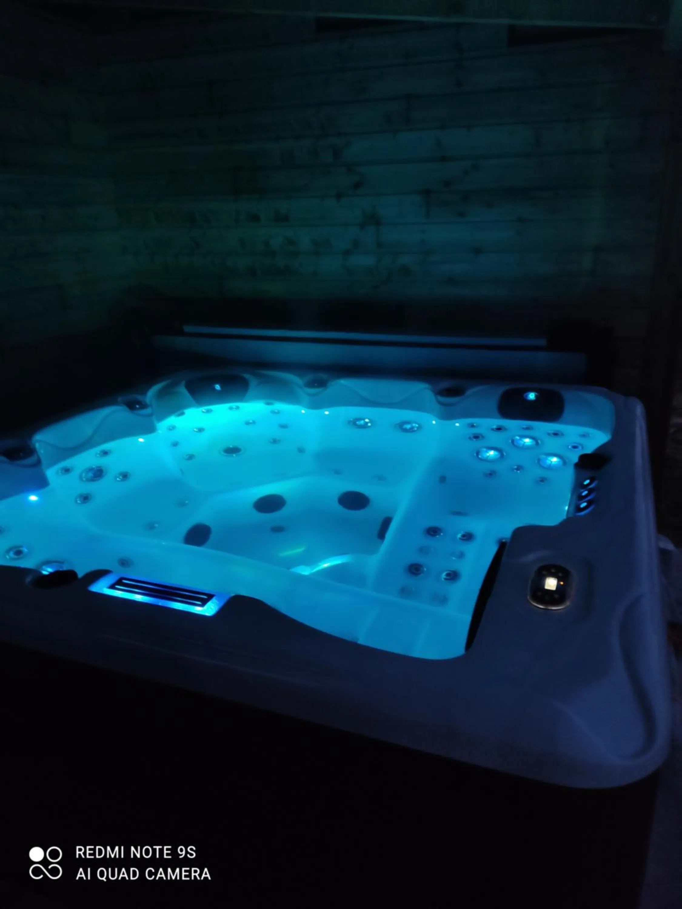 Hot Tub in Au pied du Lariat