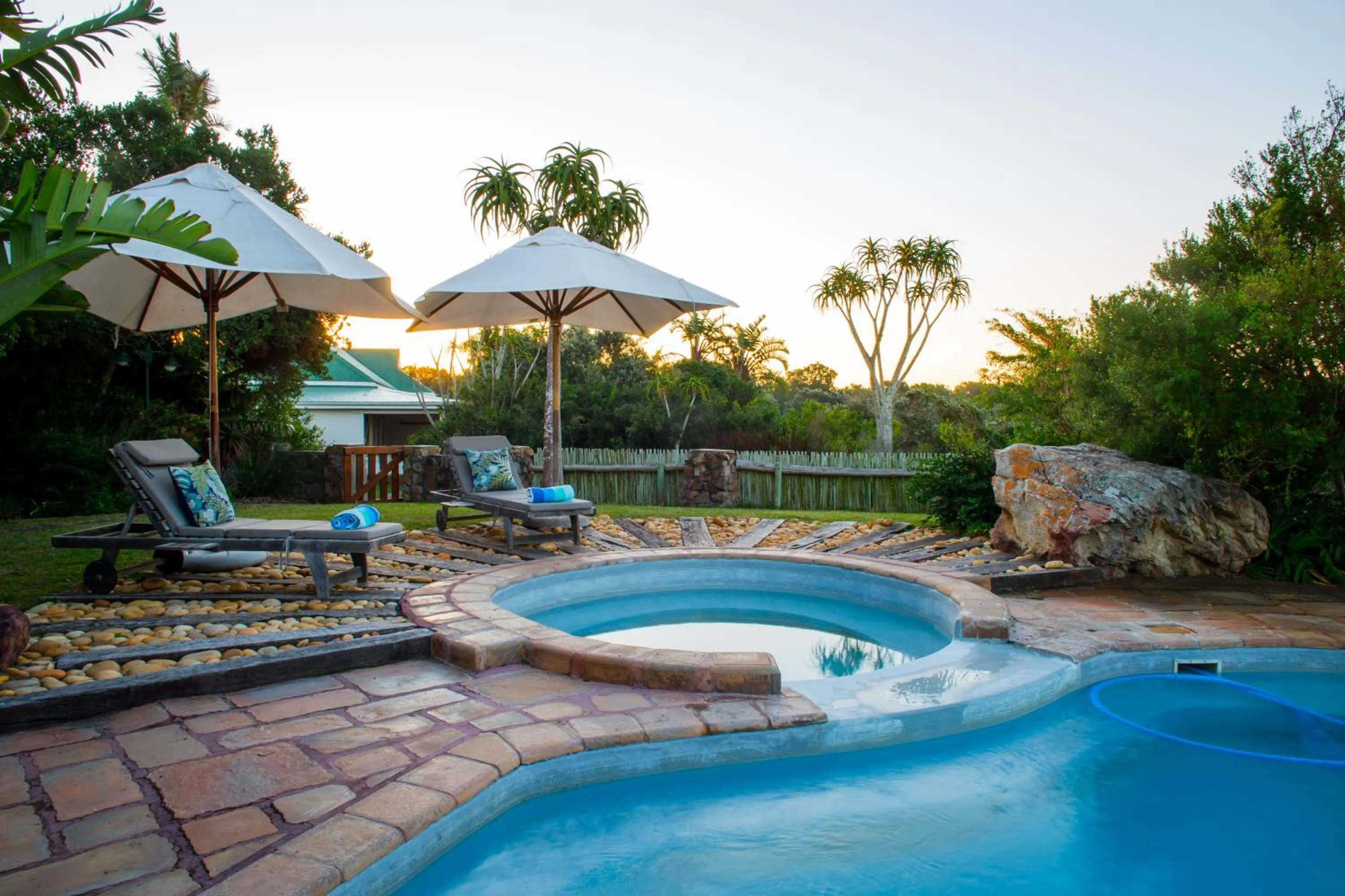 Swimming pool in Dune Ridge Country House