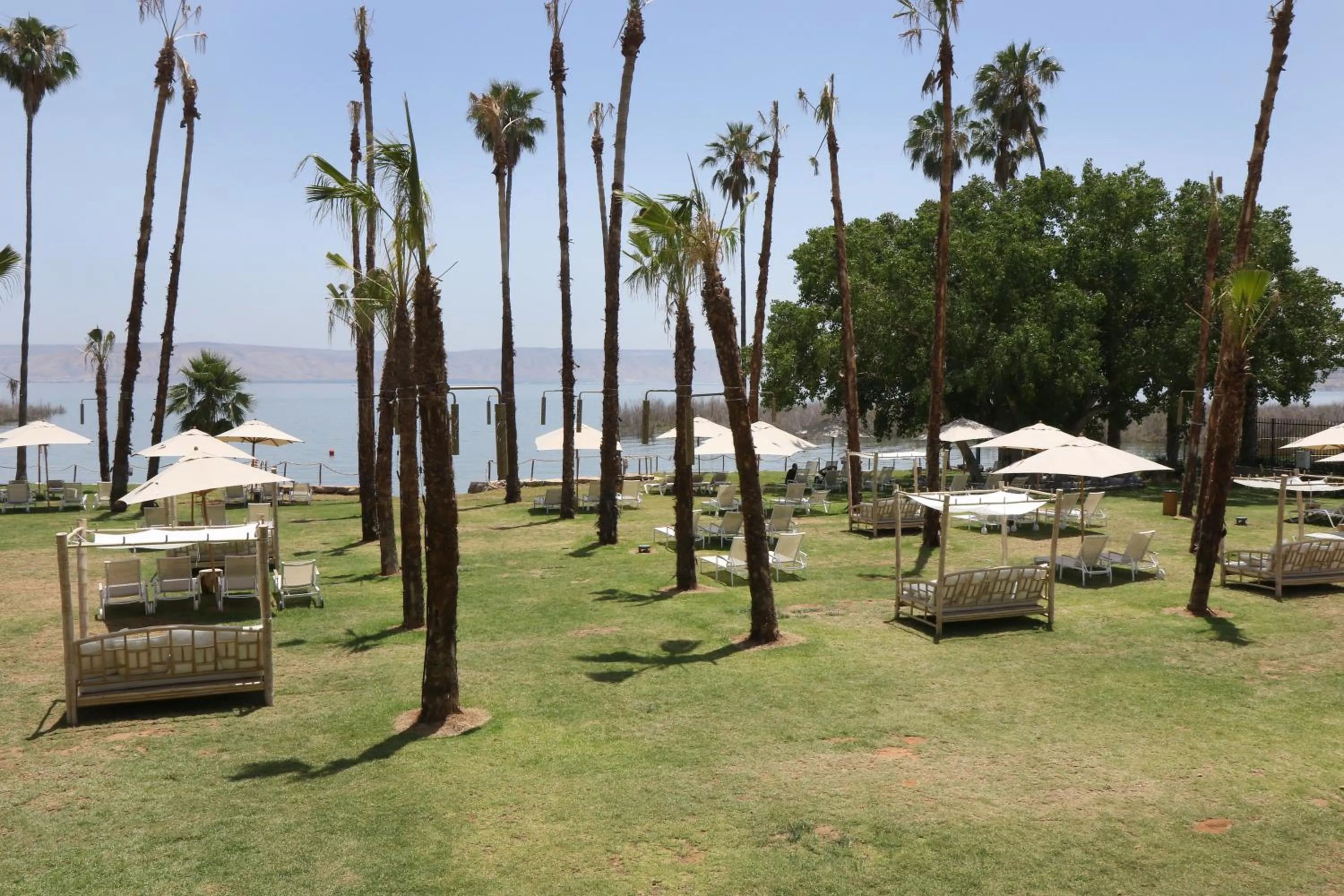 Beach in Gomeh by Isrotel Design