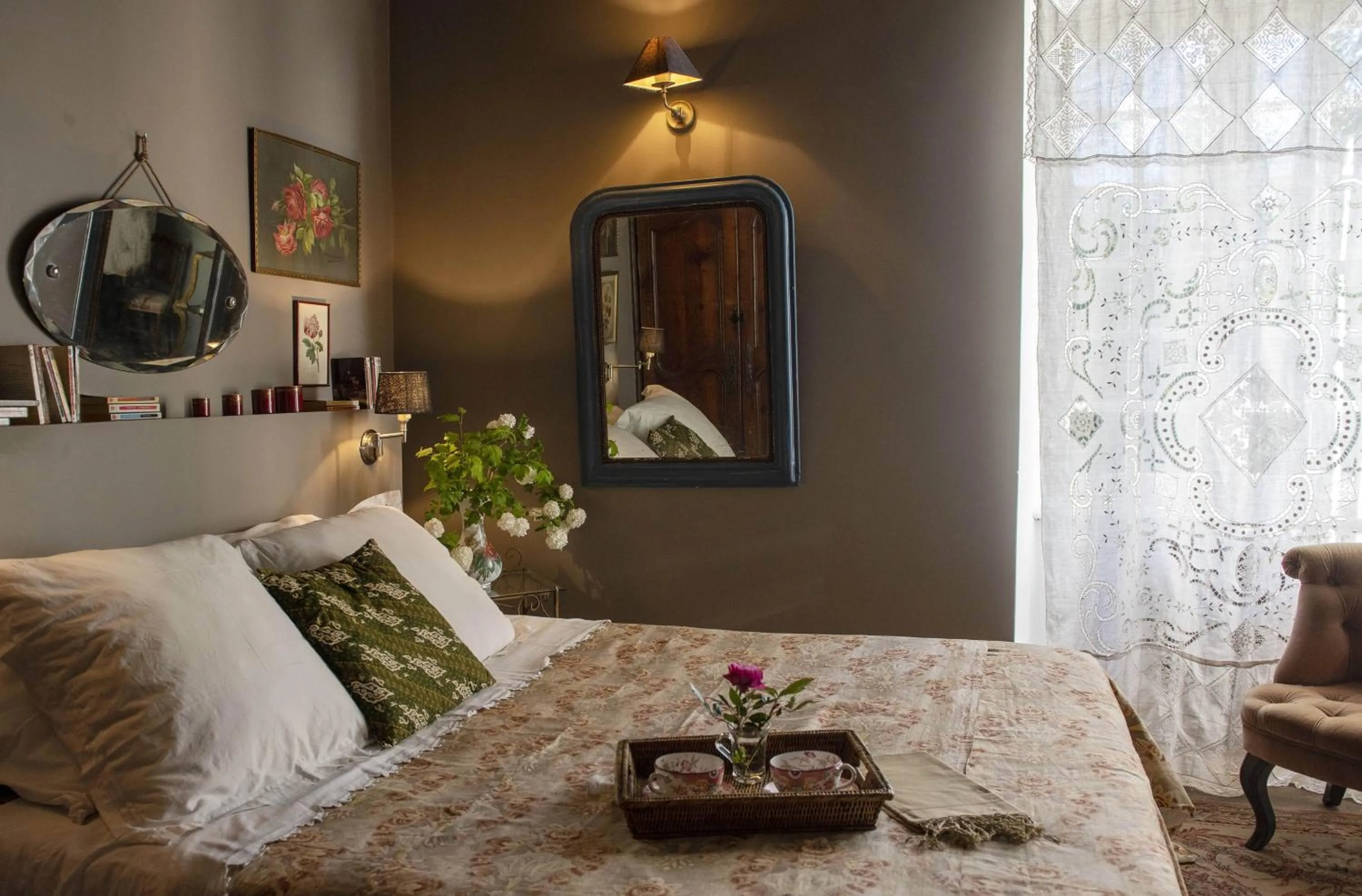 Bed in Maison d'Hôtes La Singulière