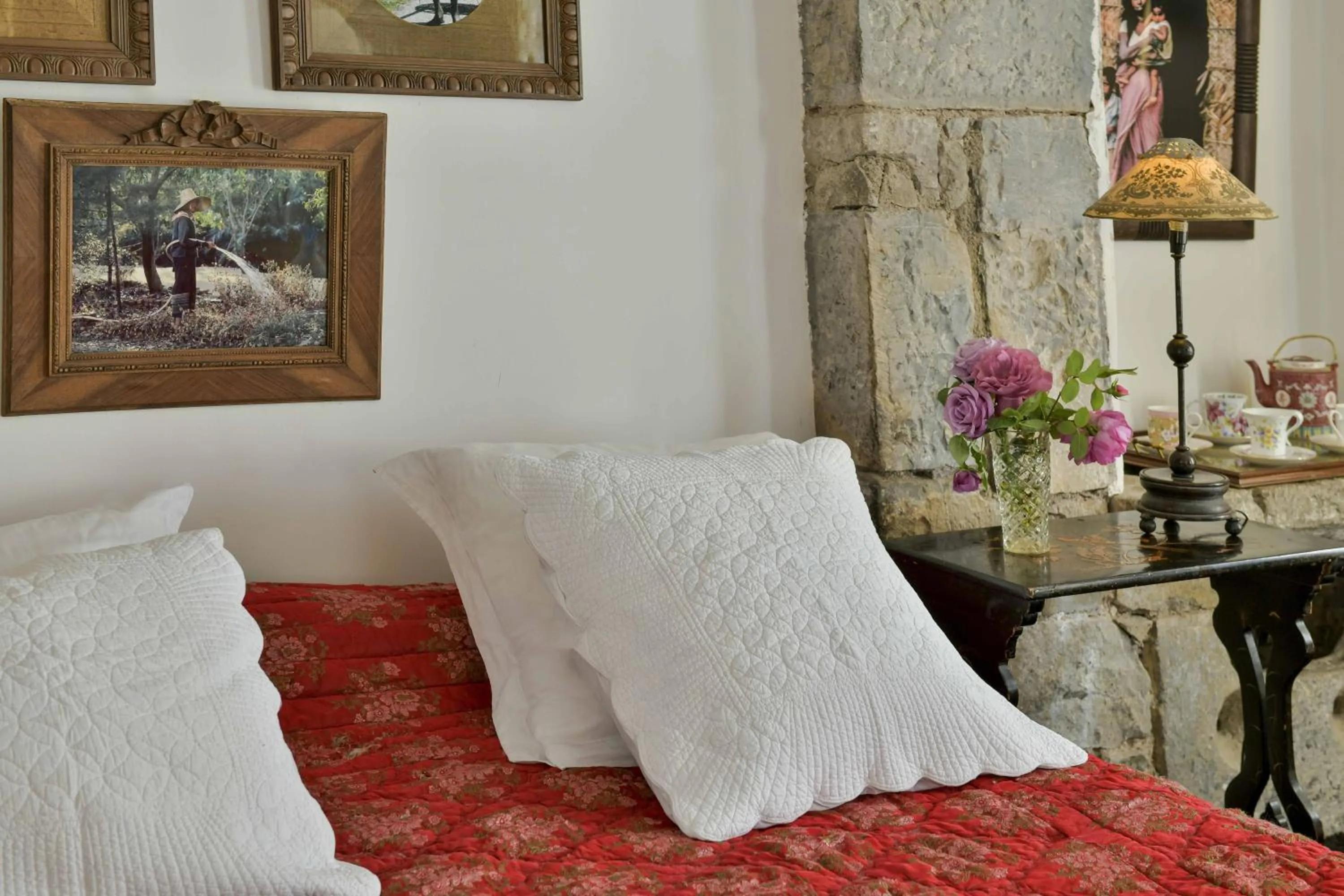 Bed in Maison d'Hôtes La Singulière