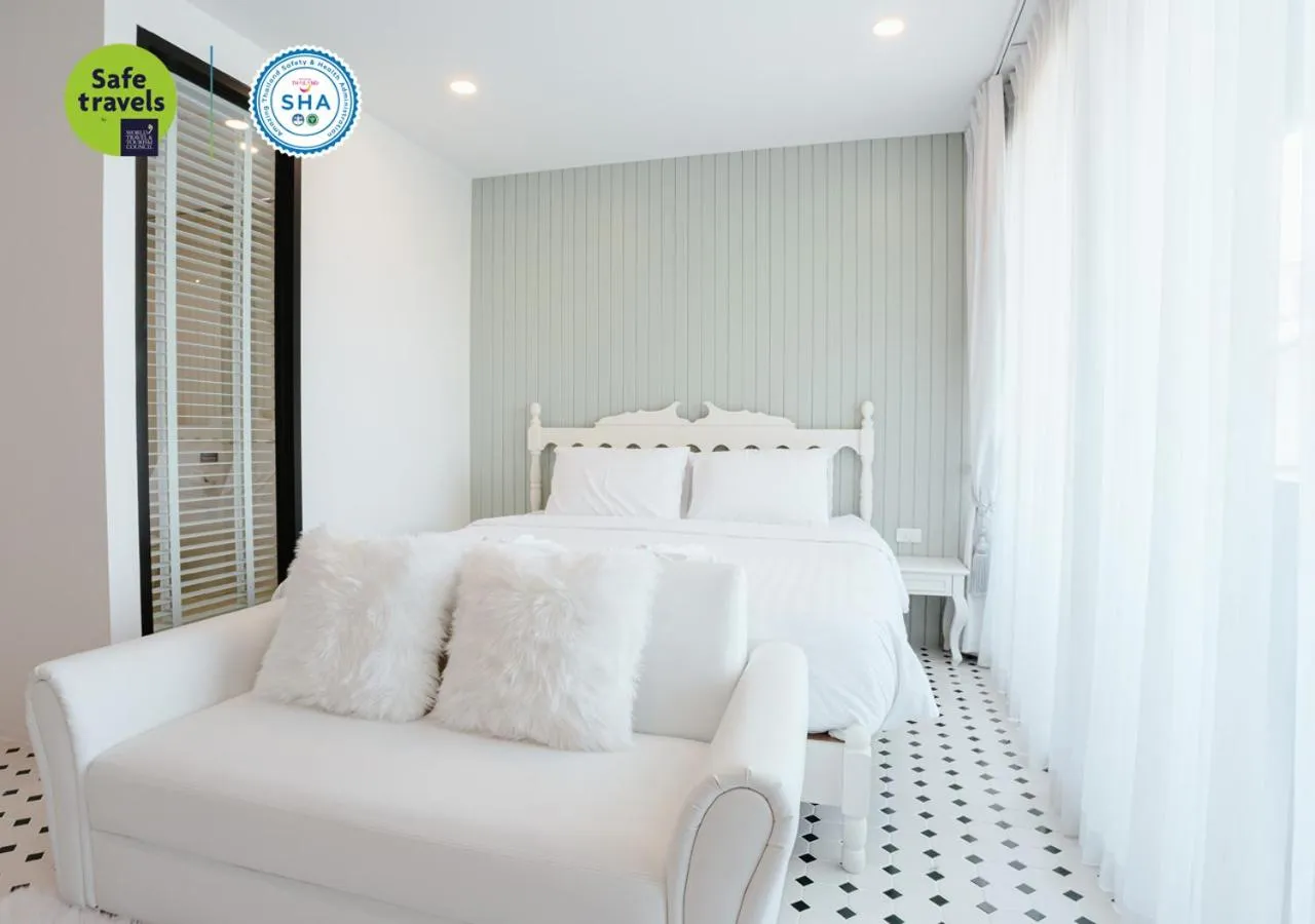 Bedroom, Bed in the echo hotel