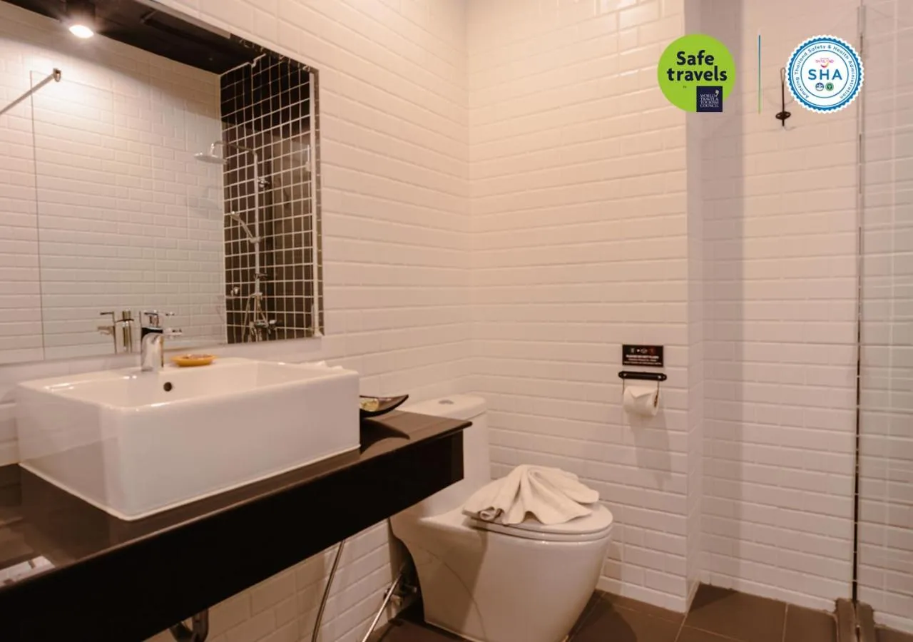 Bathroom in the echo hotel