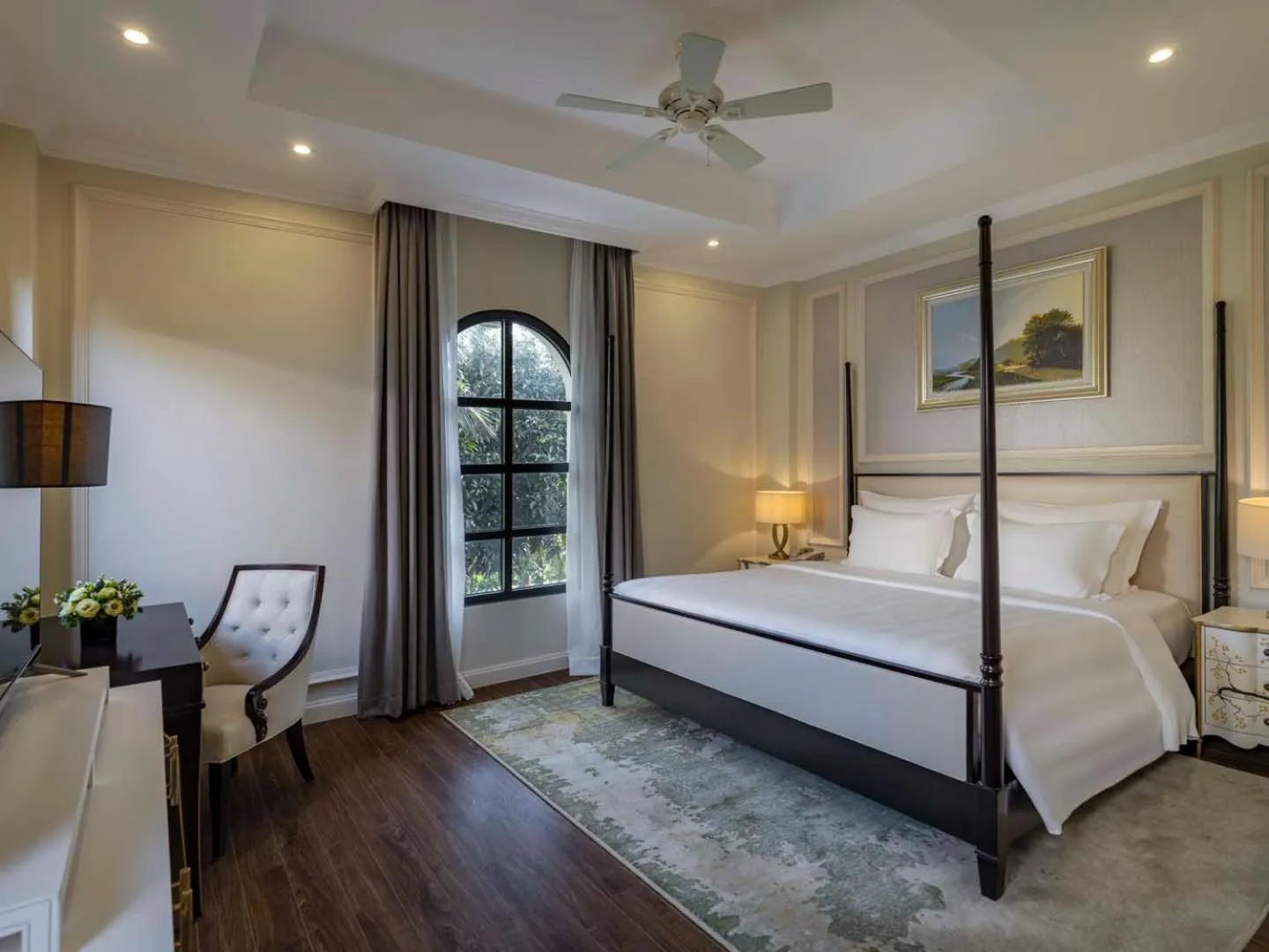Bedroom, Bed in Vinpearl Wonderworld Phu Quoc