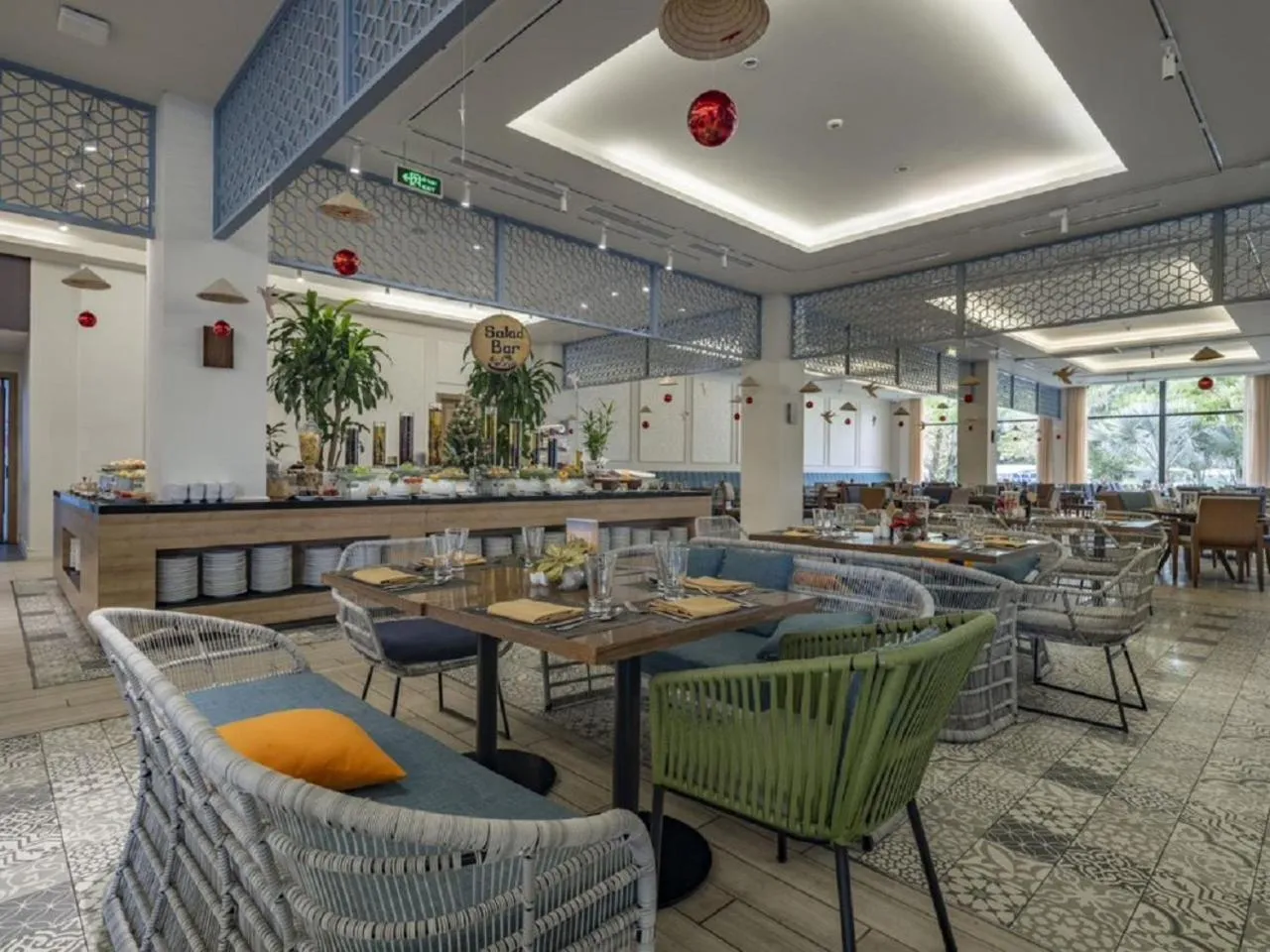 Restaurant/places to eat in Vinpearl Wonderworld Phu Quoc