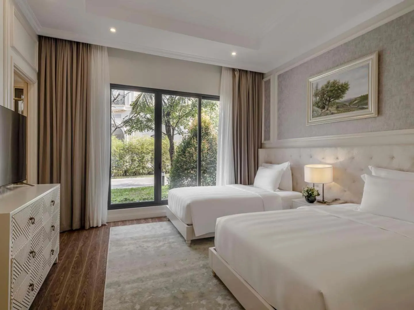 Bed in Vinpearl Wonderworld Phu Quoc