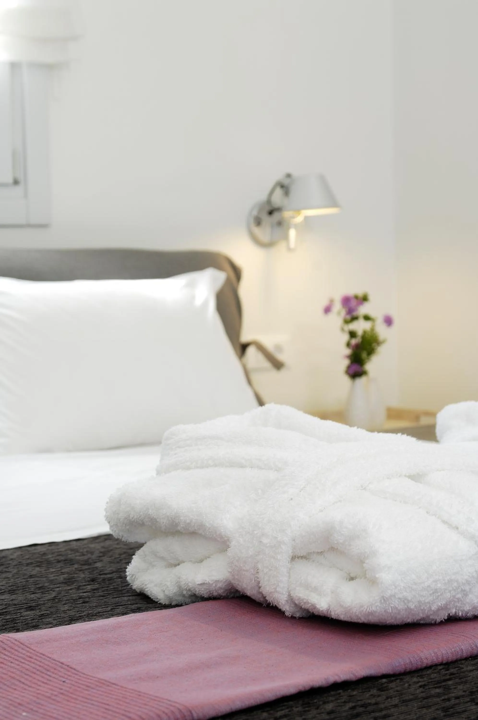 Decorative detail, Bed in Filoxenia Apartments