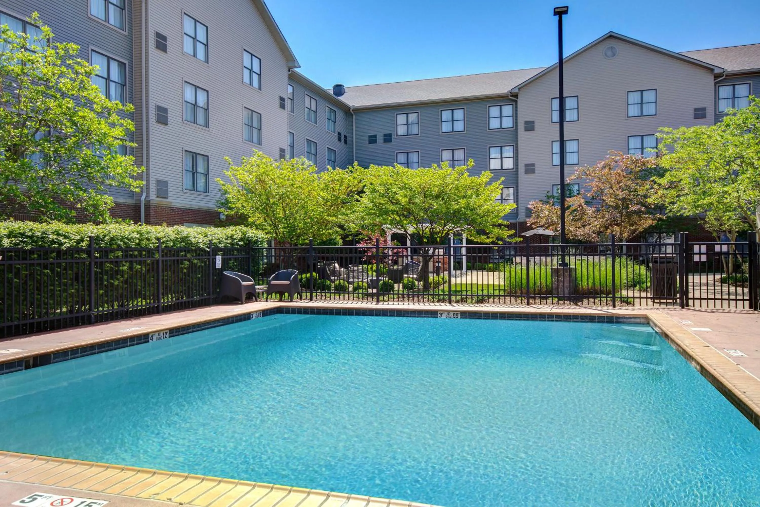 Pool view in Homewood Suites by Hilton Lexington-Hamburg