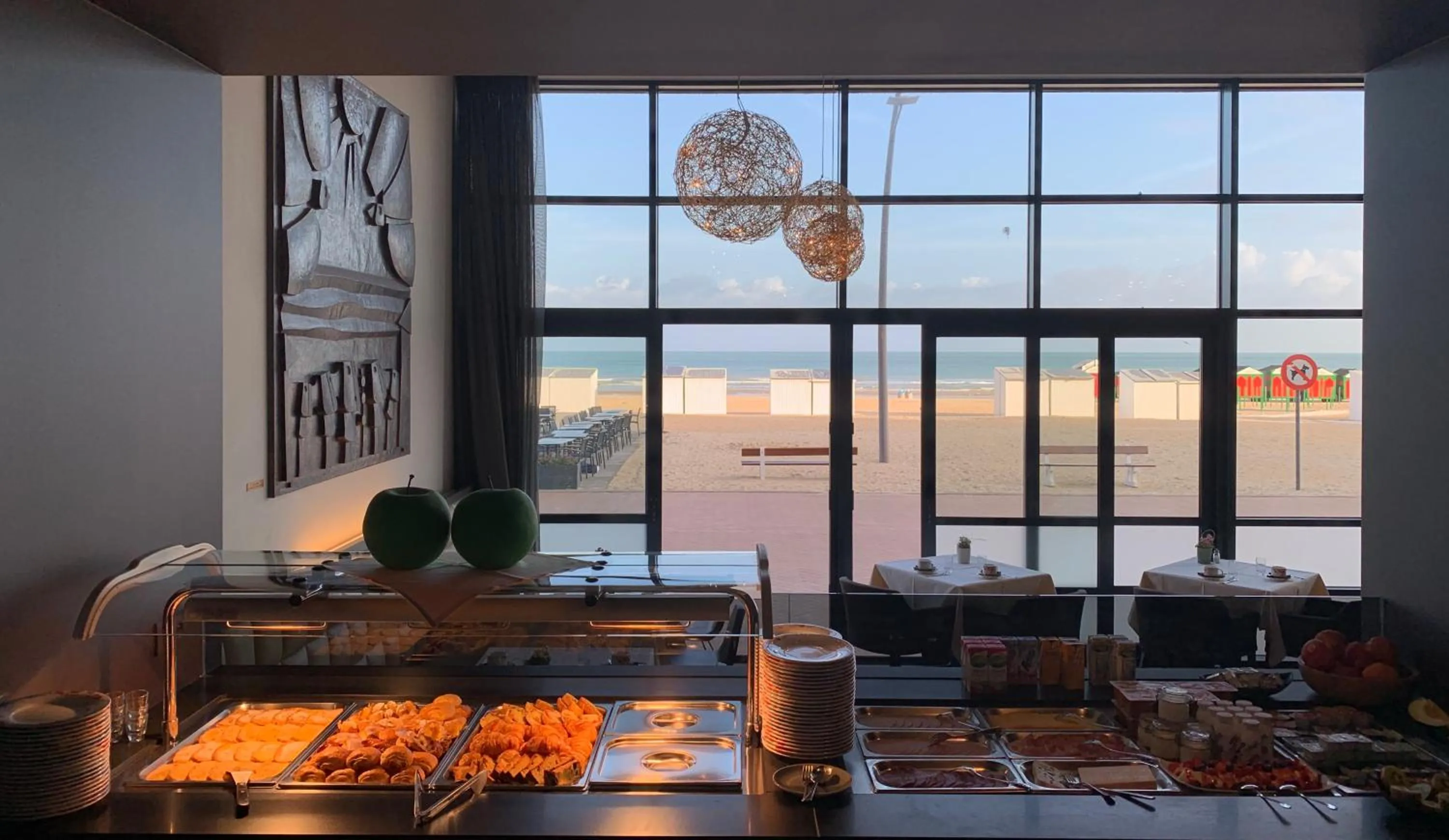 Breakfast in Hotel Villa Select