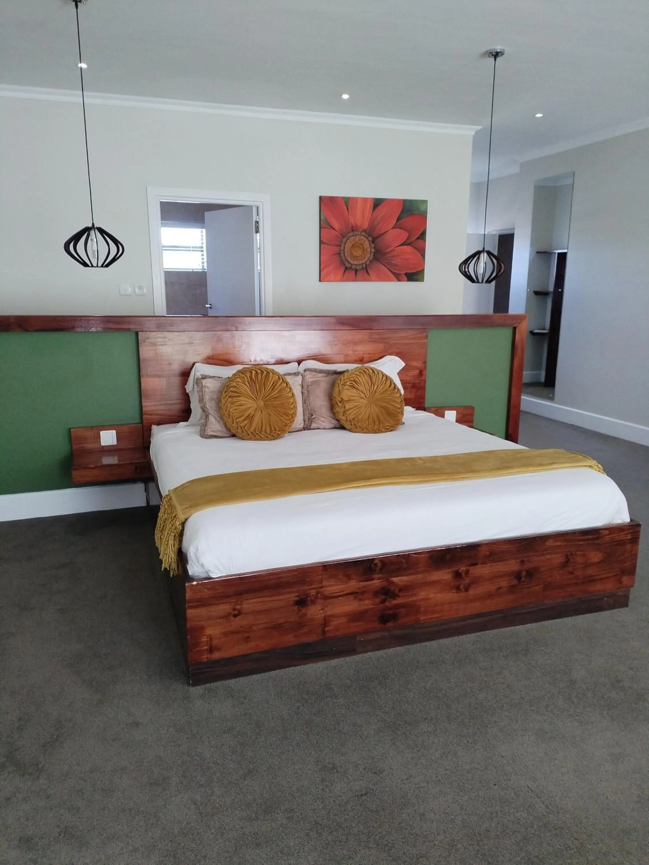 Bed in MyPond Stenden Hotel