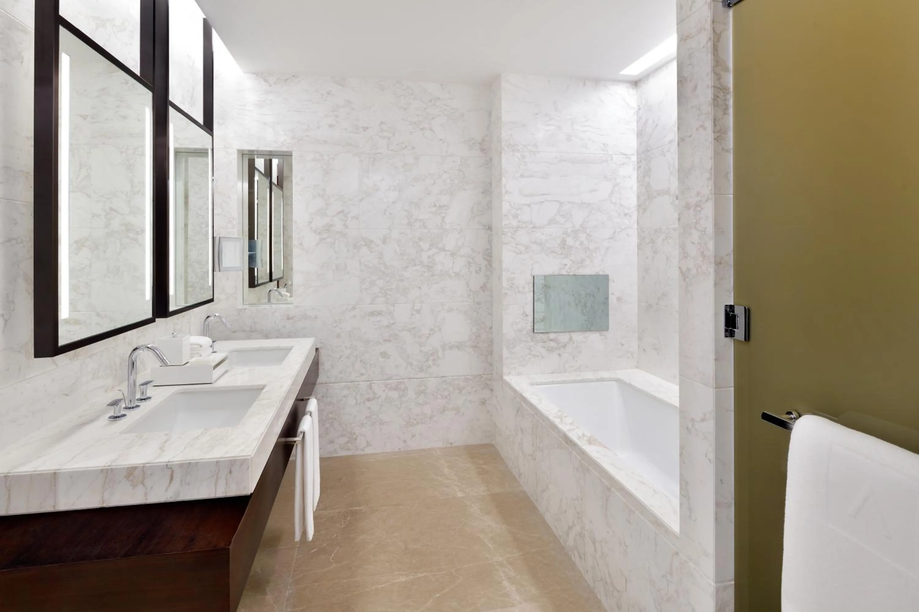 Bathroom in Address Sky View, Downtown Dubai