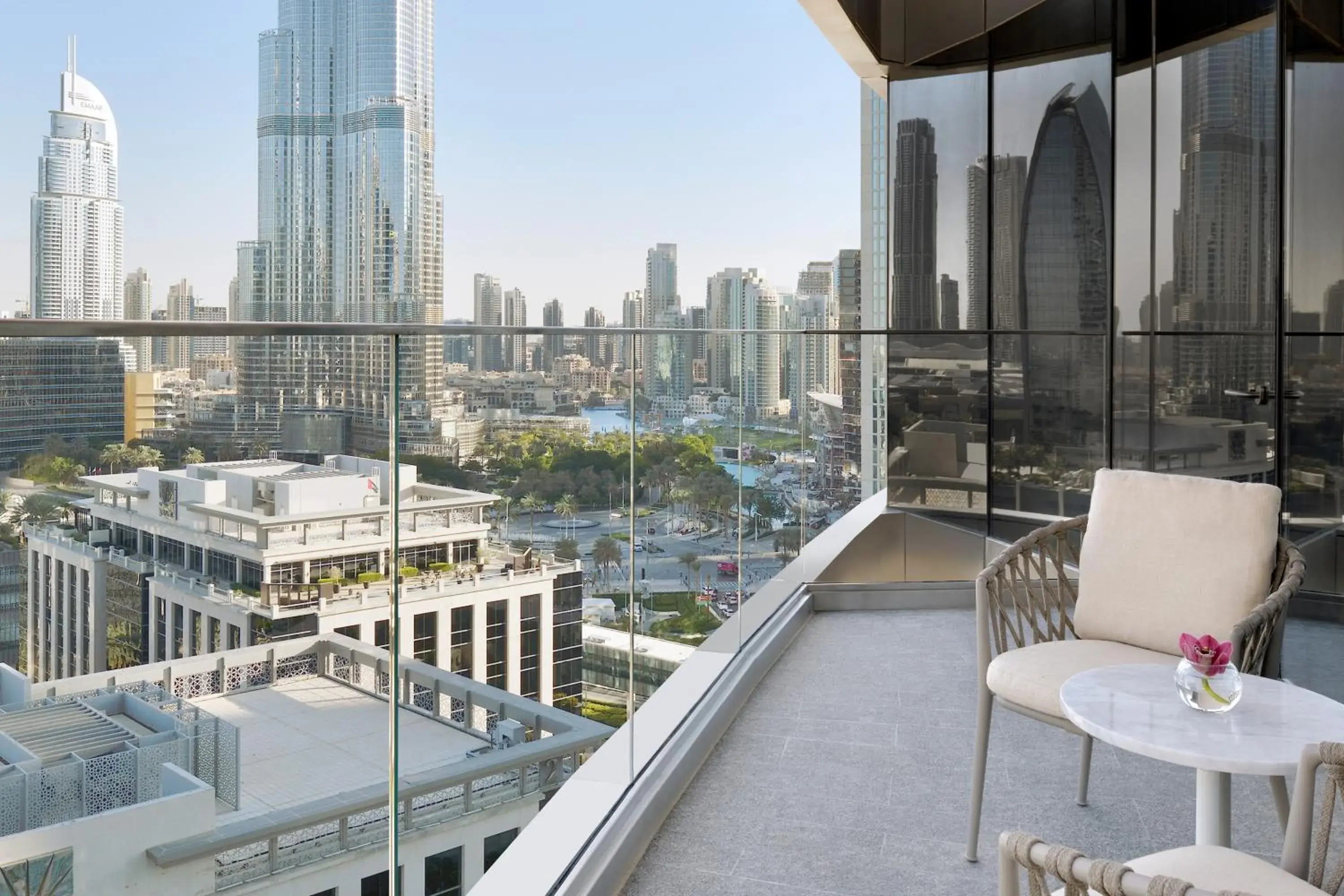 Club Twin Burj View Room in Address Sky View Club Twin Burj View Room in Address Sky View