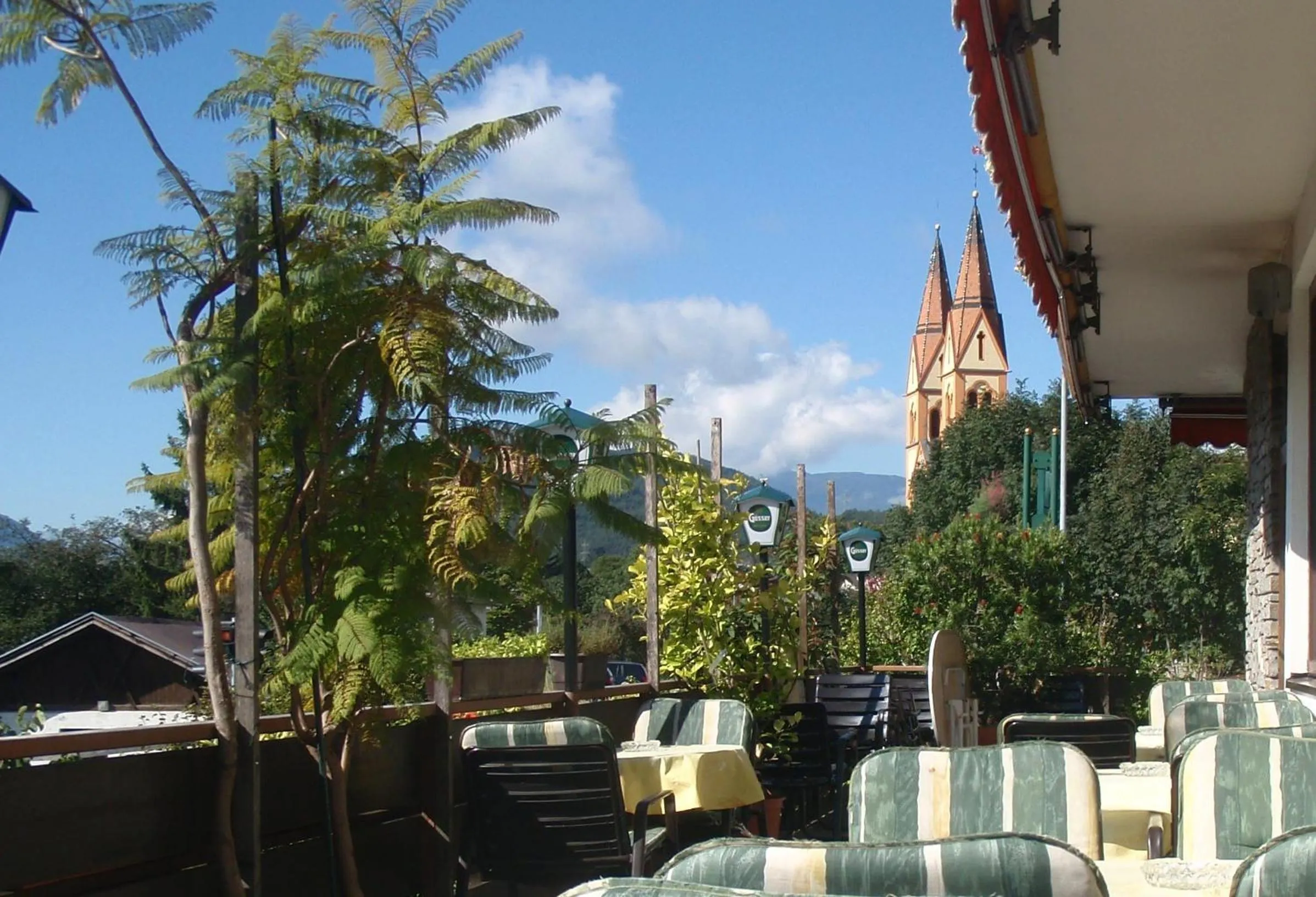 Restaurant/places to eat in Telfer Stubm