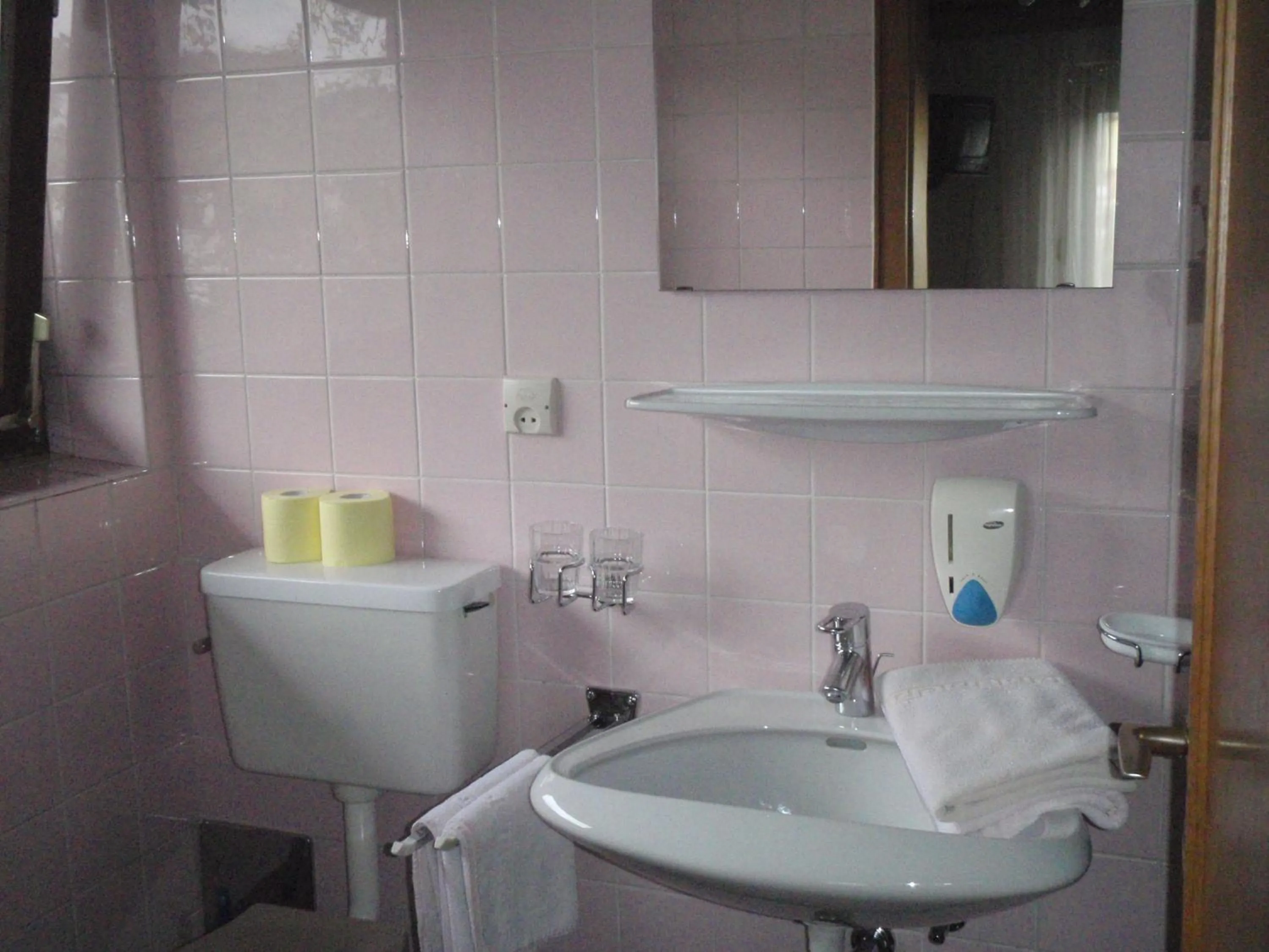 Bathroom in Telfer Stubm