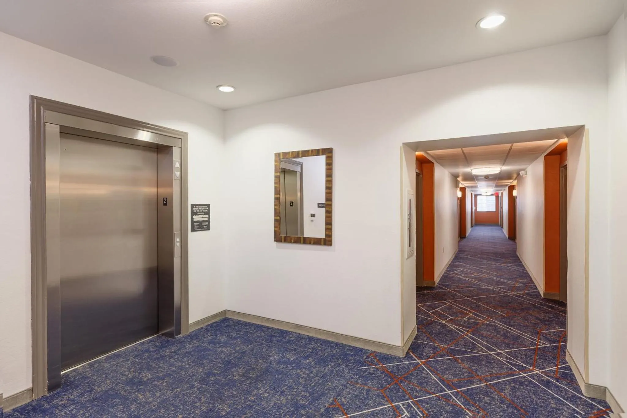 Lobby or reception in Candlewood Suites San Marcos by IHG