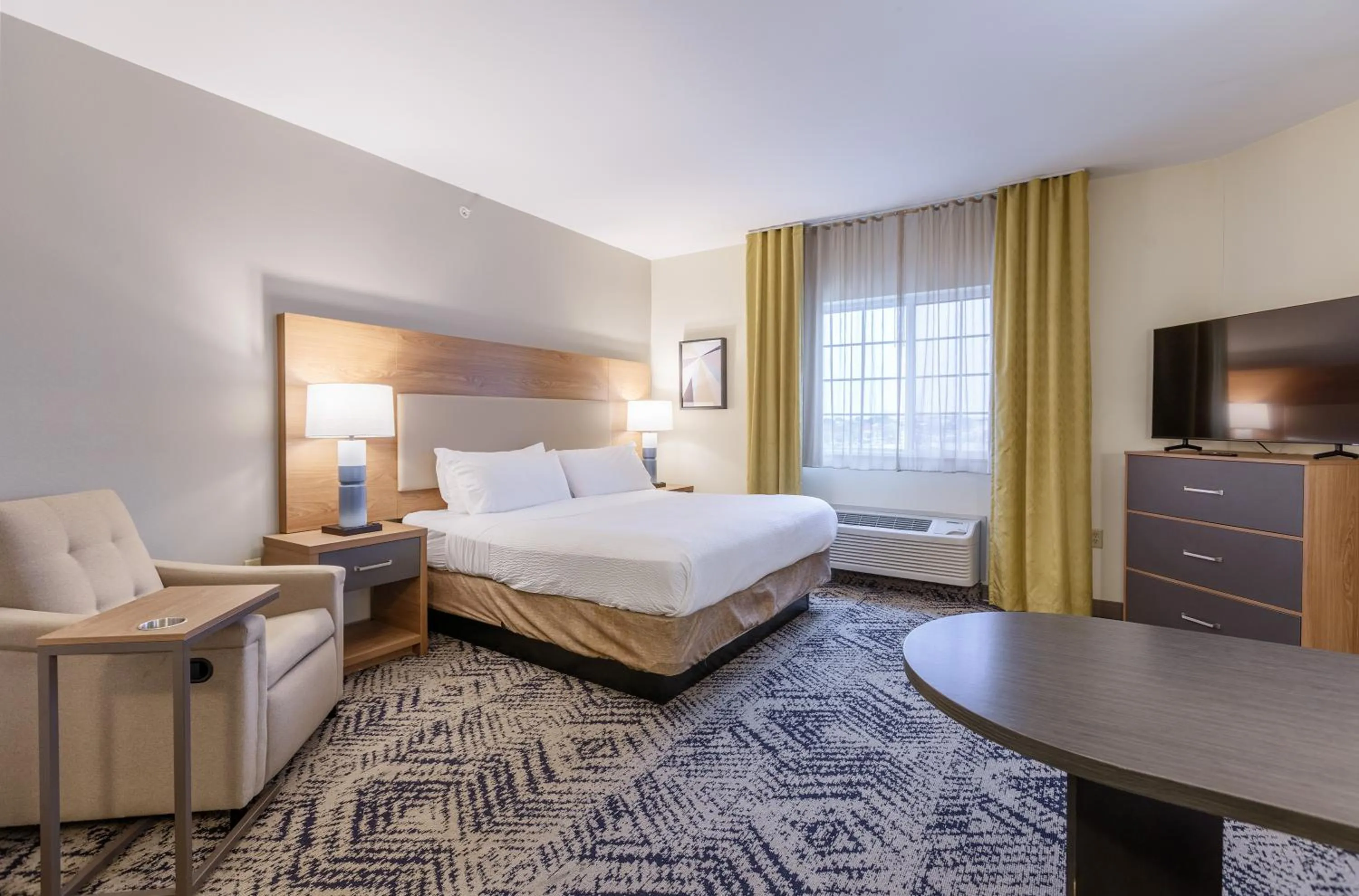 Bed in Candlewood Suites San Marcos by IHG