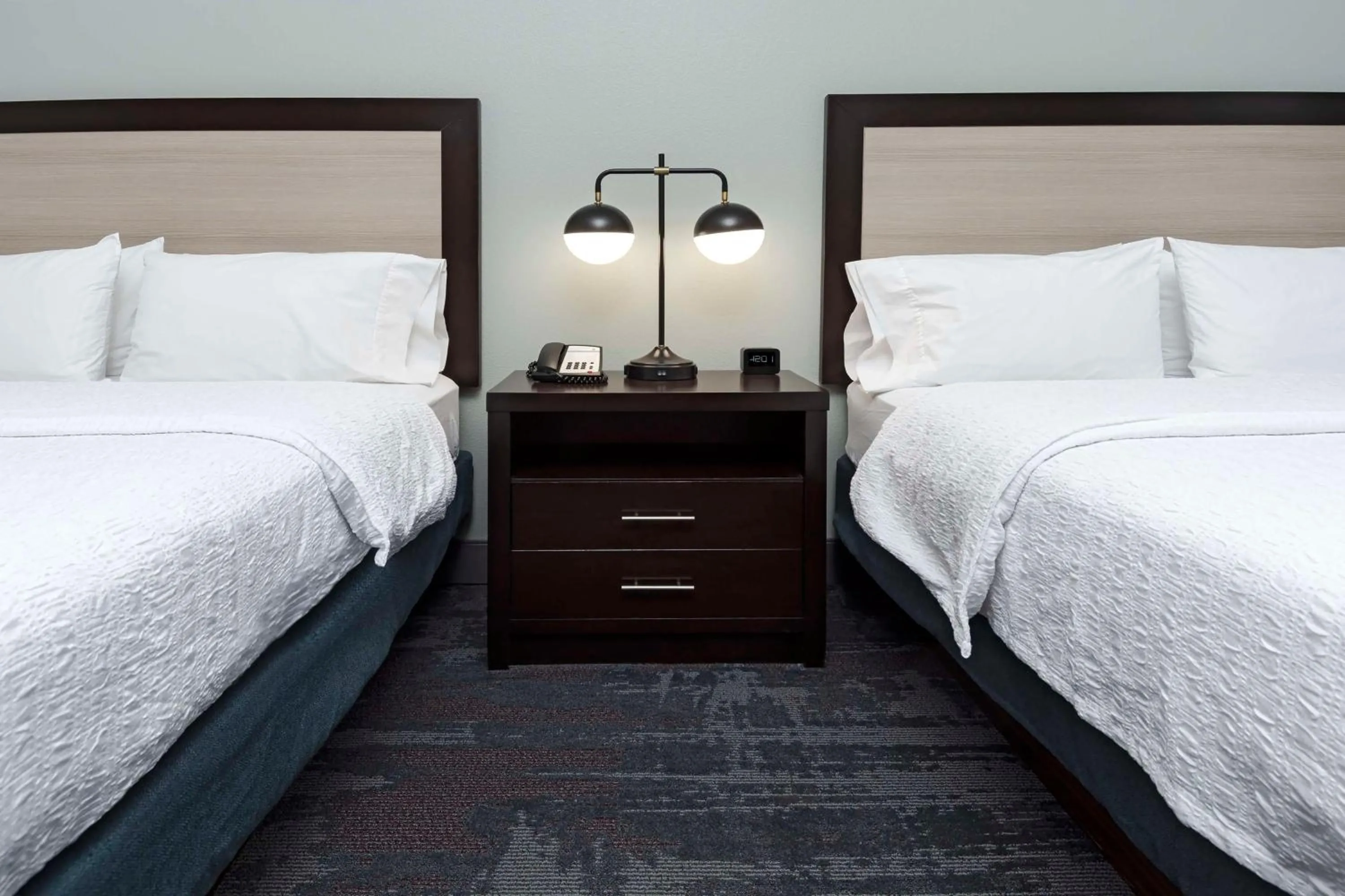 Bed in Hampton Inn & Suites - Raleigh Downtown