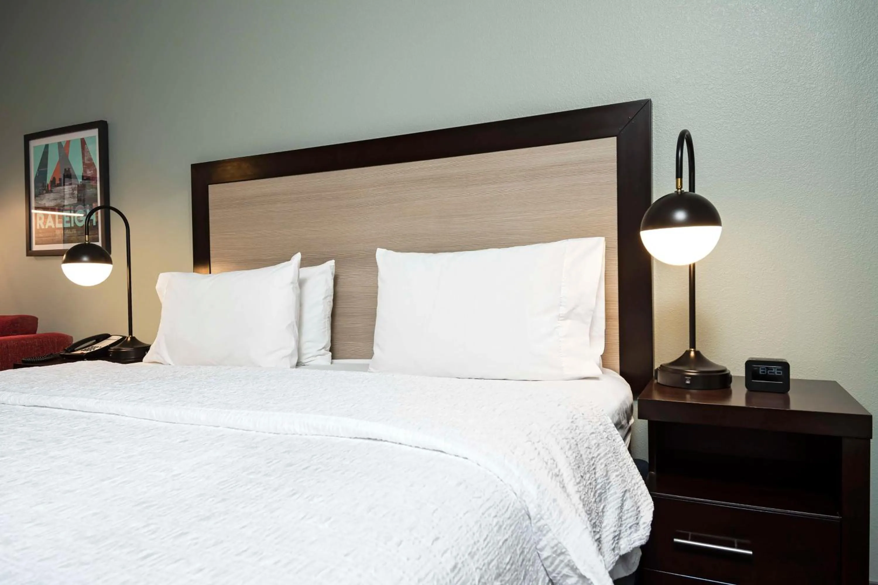 Bed in Hampton Inn & Suites - Raleigh Downtown