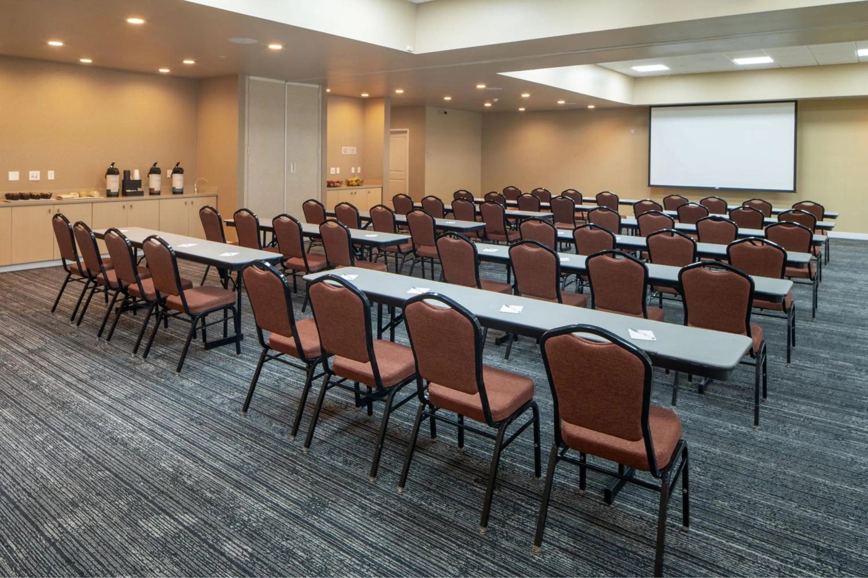 Meeting/conference room in TownePlace Suites by Marriott Vernal
