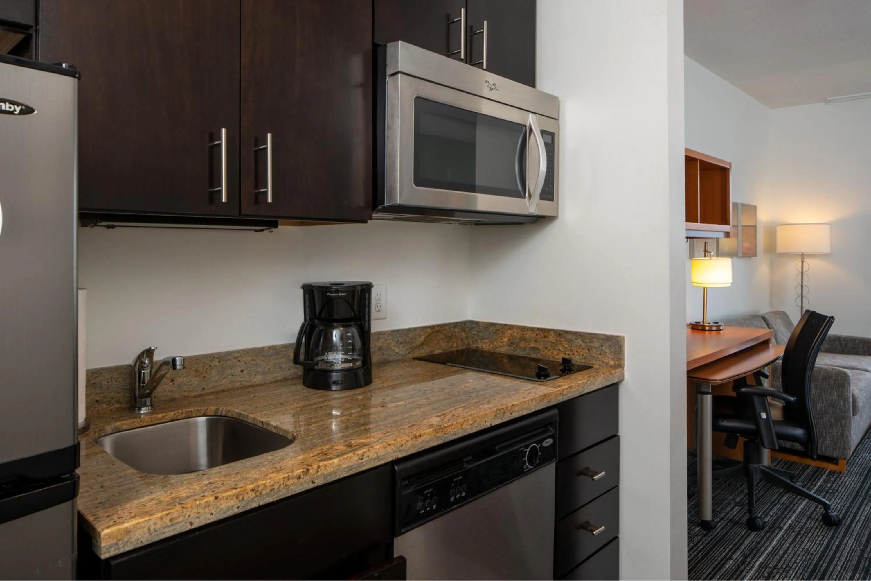 Kitchen or kitchenette in TownePlace Suites by Marriott Vernal