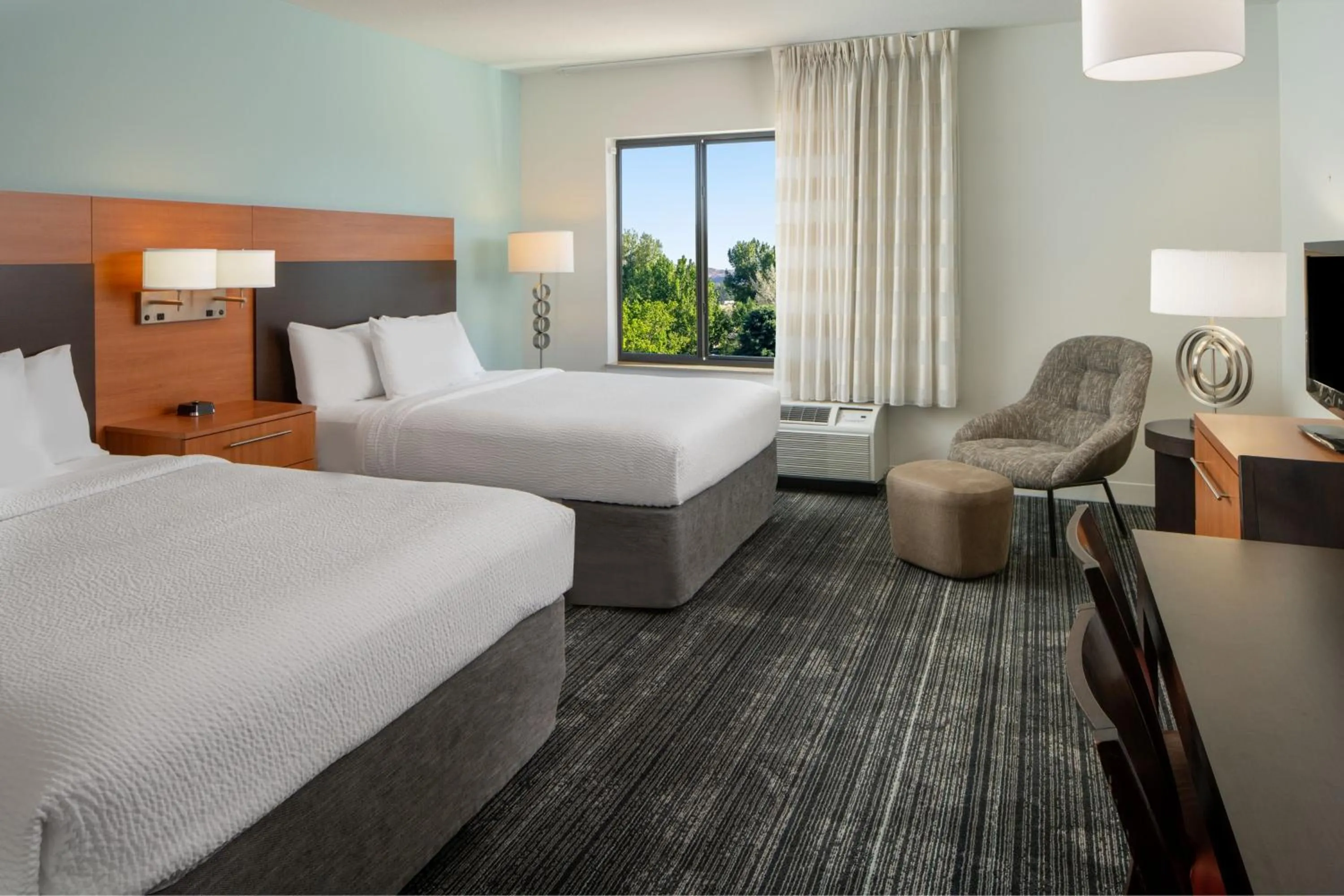 Photo of the whole room, Bed in TownePlace Suites by Marriott Vernal