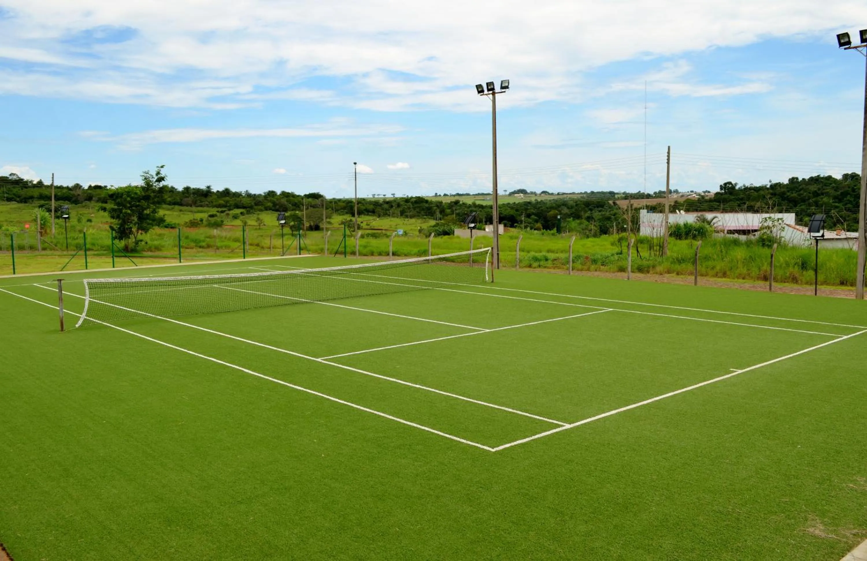 Tennis court in 7 Saltos Resort