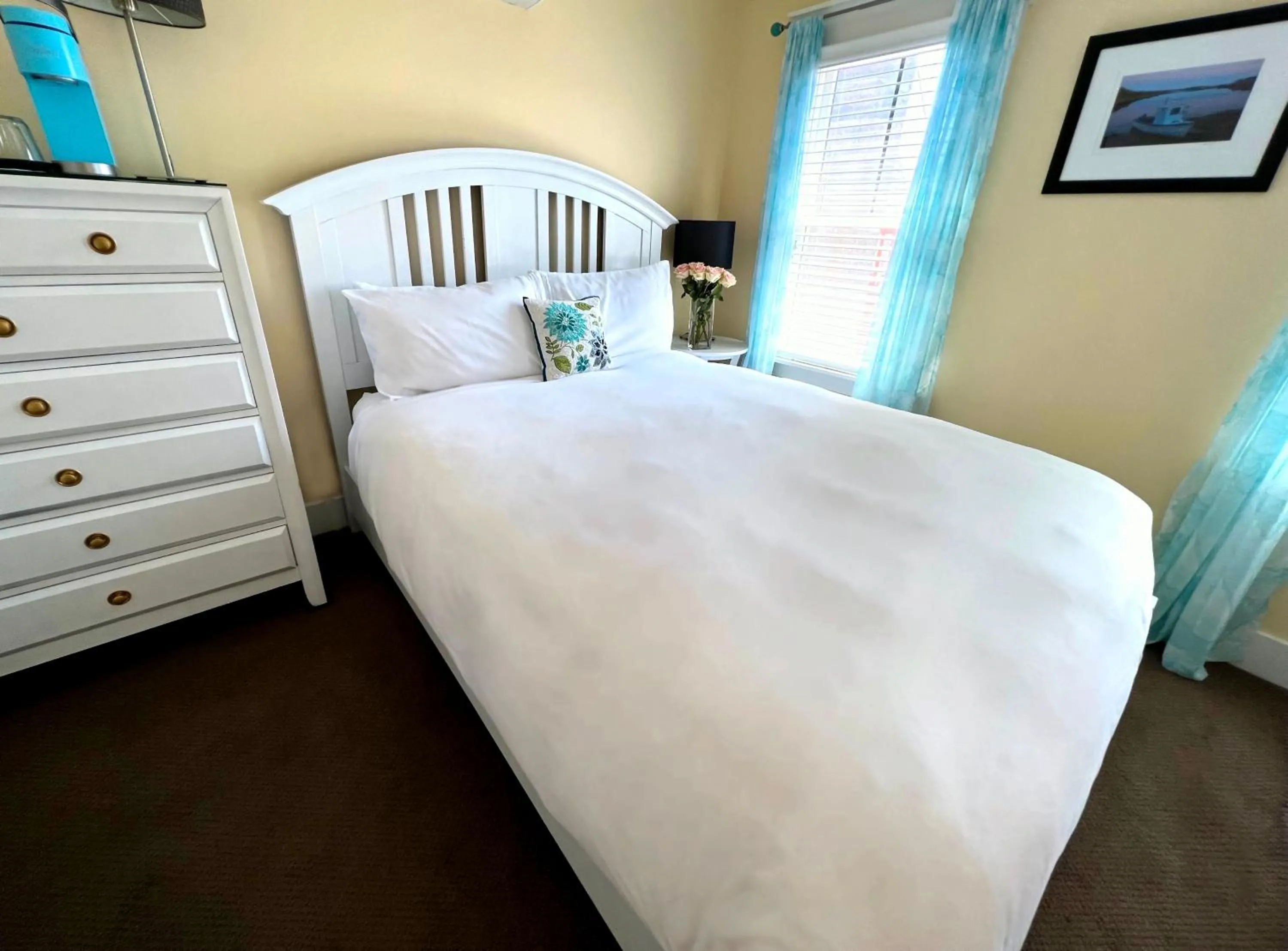 Bed in Lotus Provincetown