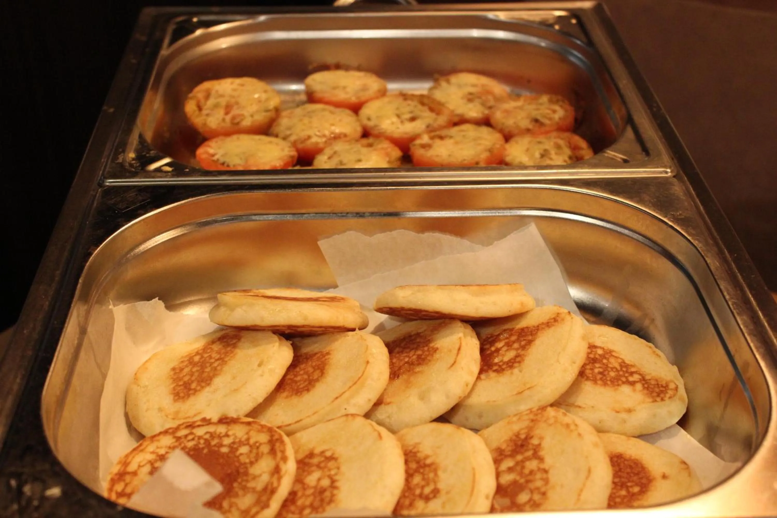 Buffet breakfast in Hotel Bom