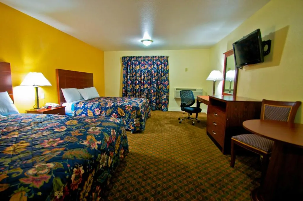 Photo of the whole room, Bed in Passport Inn and Suites - Middletown