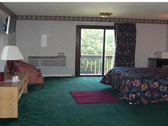 Photo of the whole room, Bed in Passport Inn and Suites - Middletown