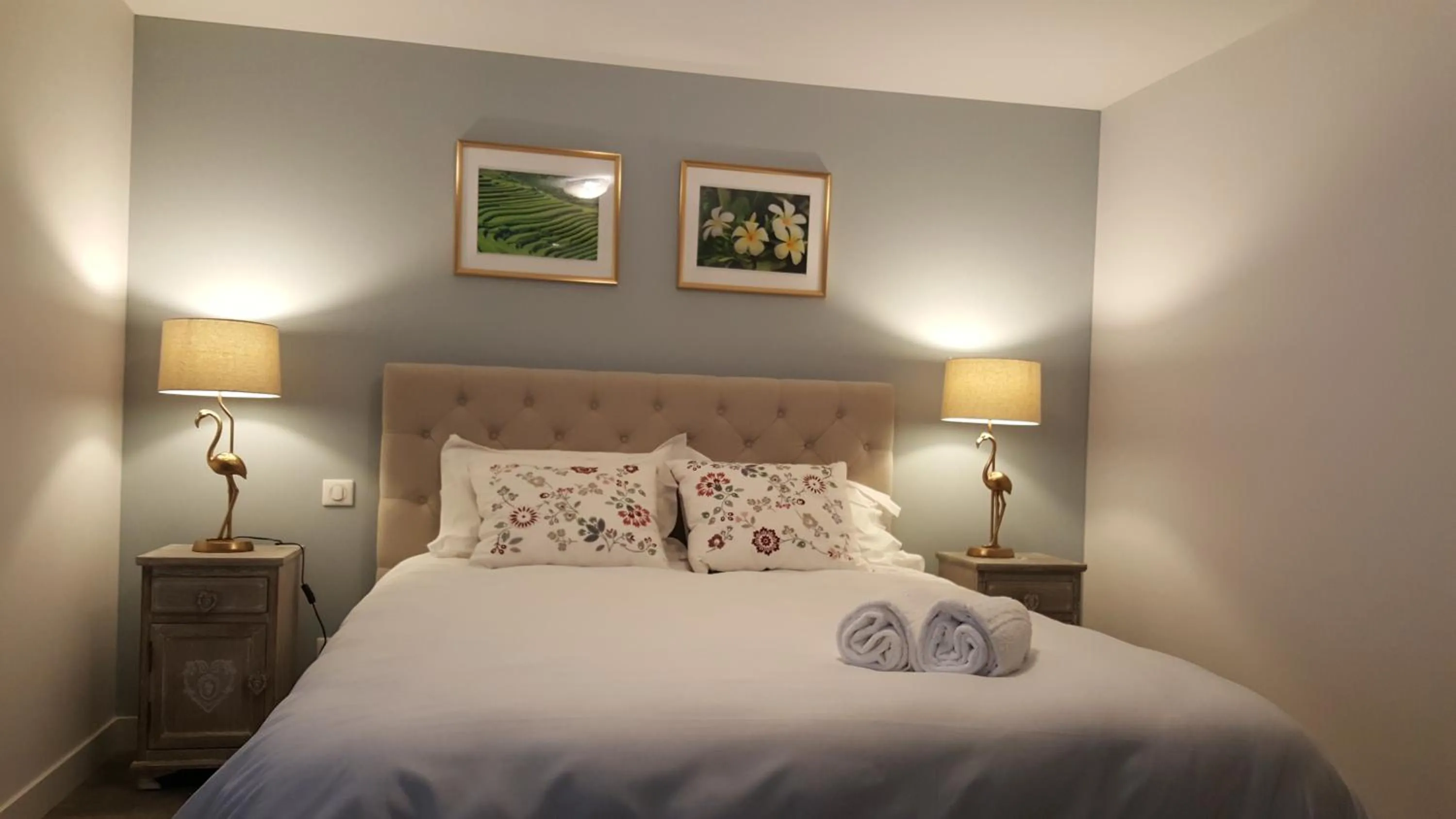 Bed in Hôtel Chez Jacqueline