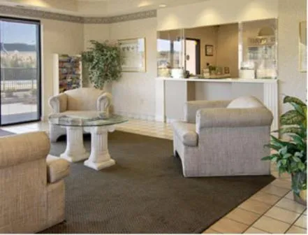 Lobby or reception in Econo Lodge Franklin