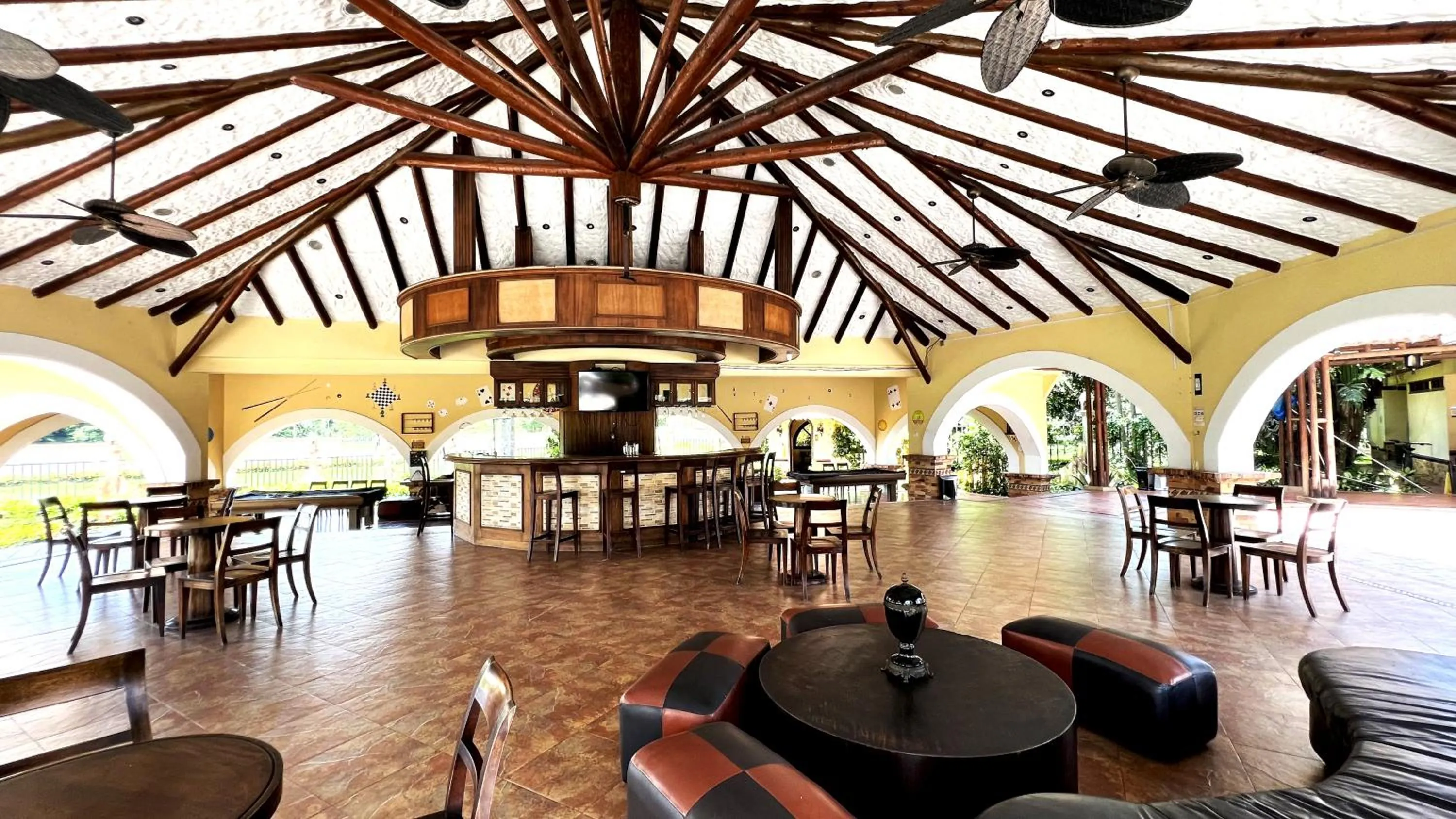 Restaurant/places to eat in Tequendama Hotel Campestre Villavicencio