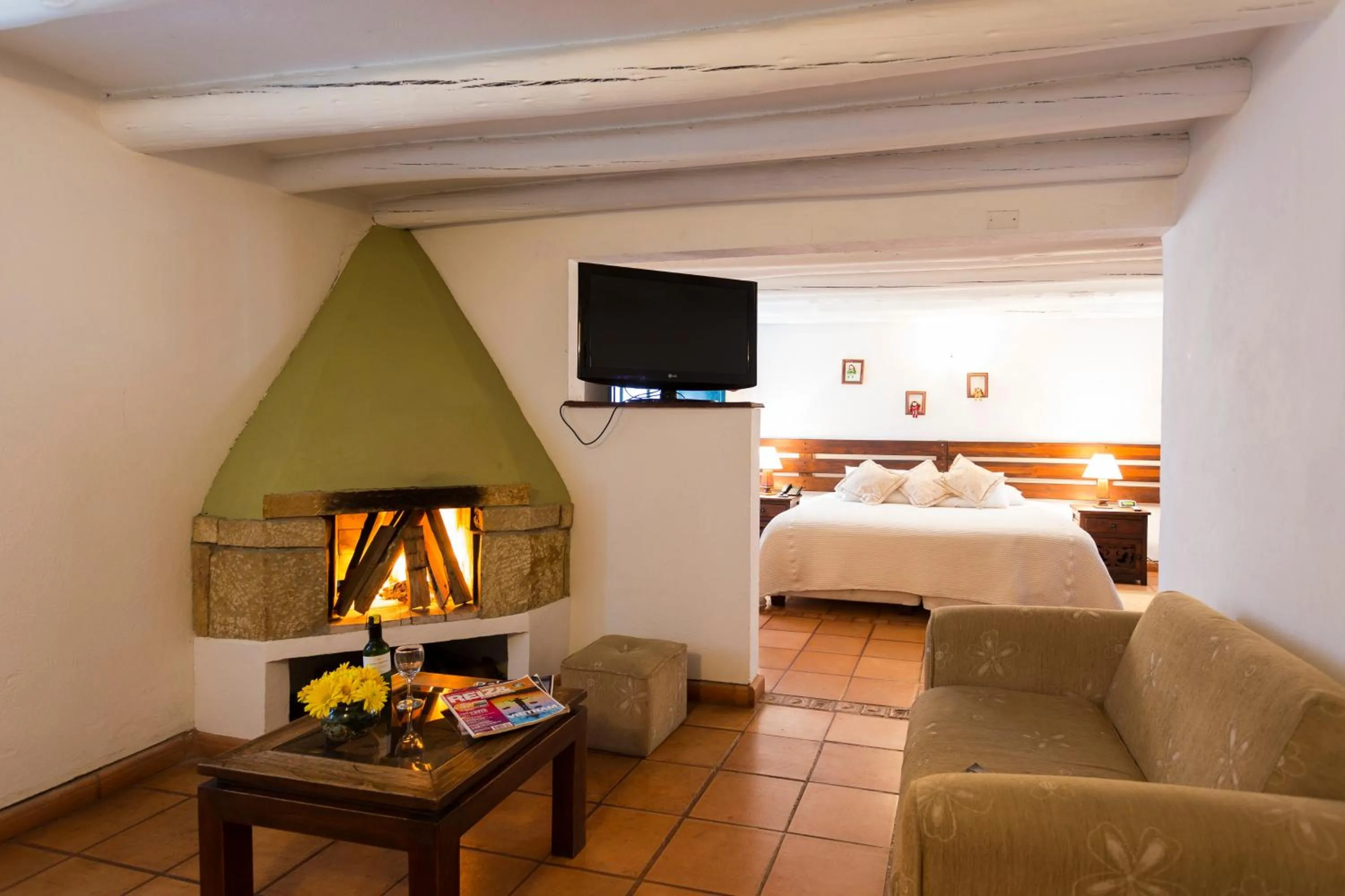 Photo of the whole room, Bed in Hotel y Spa Getsemani