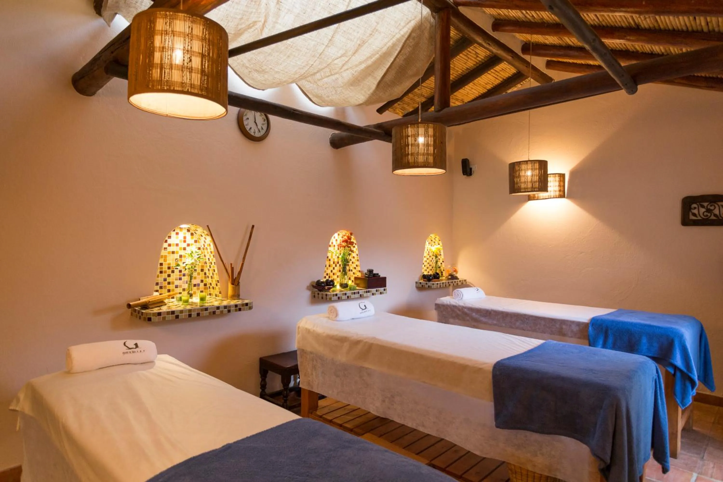 Massage, Bed in Hotel y Spa Getsemani