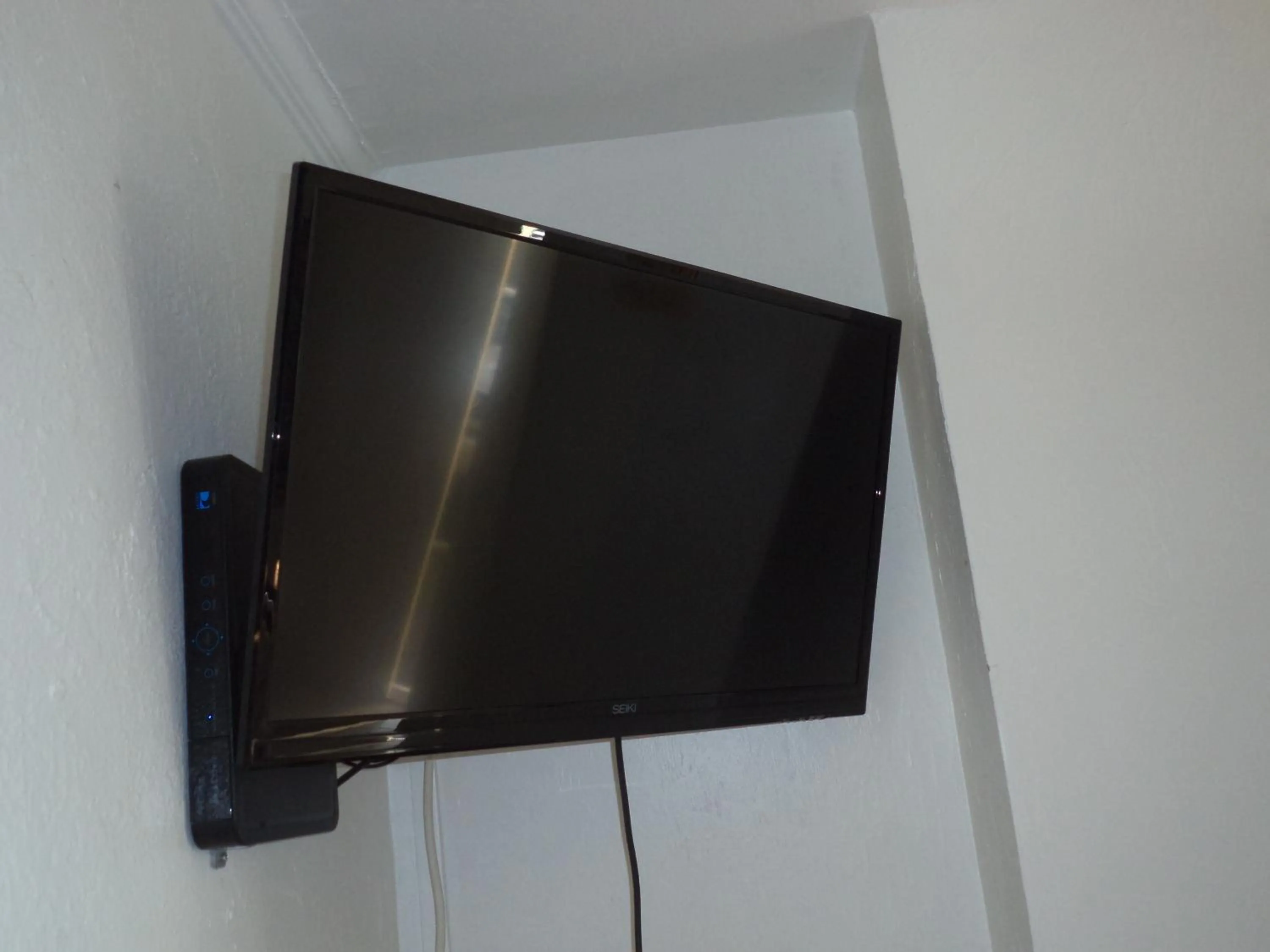 TV and multimedia in Glades Motel - Naples