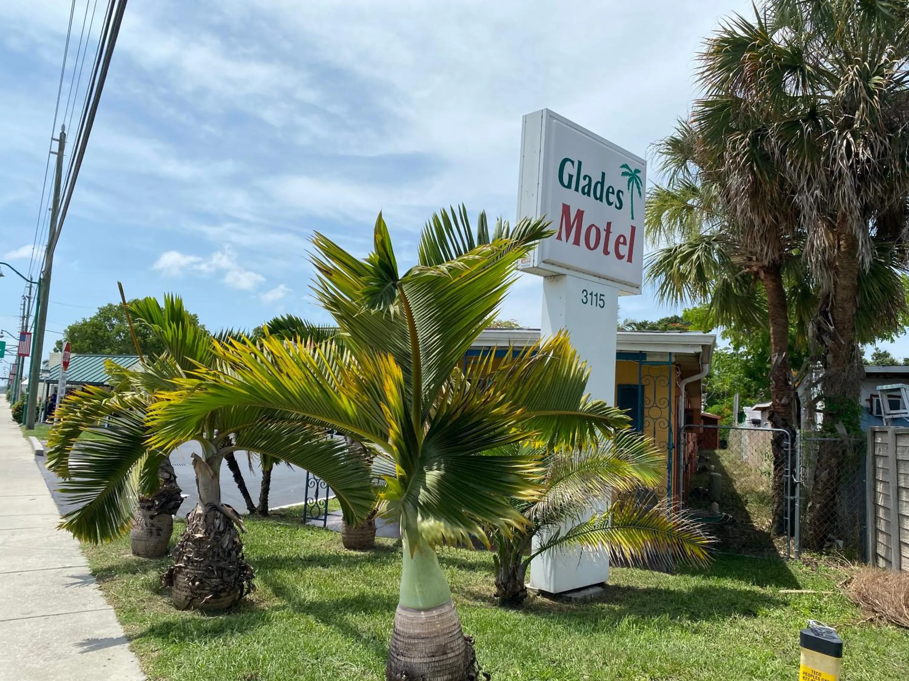 Glades Motel - Naples