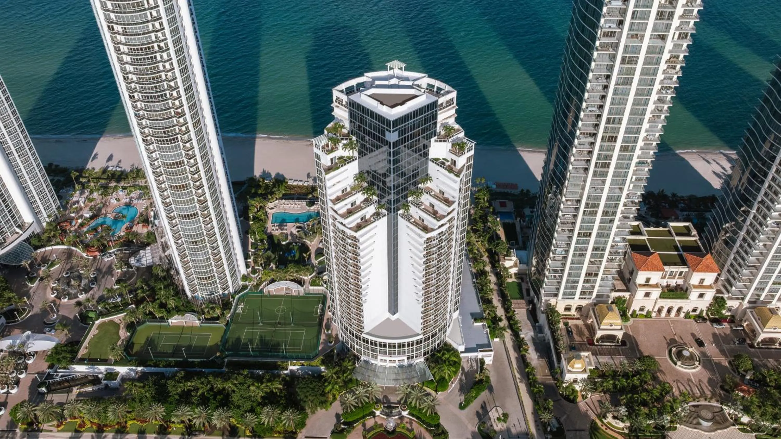 Bird's eye view in Trump International Beach Resort - Sunny Isles Beach