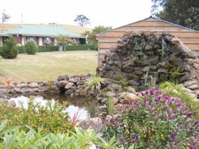 Day in Kentish Hills Retreat