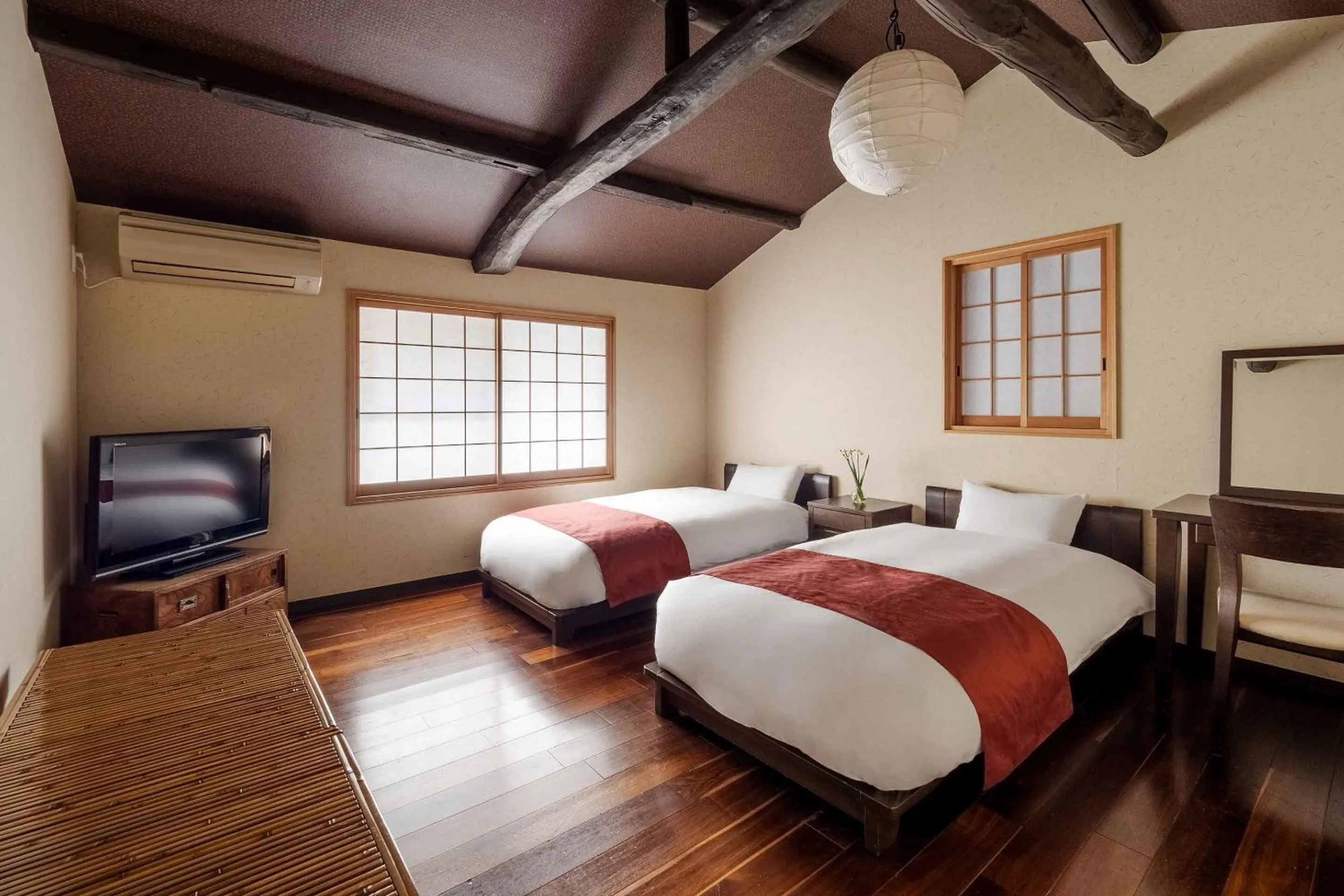 Bed in Akane an Machiya House