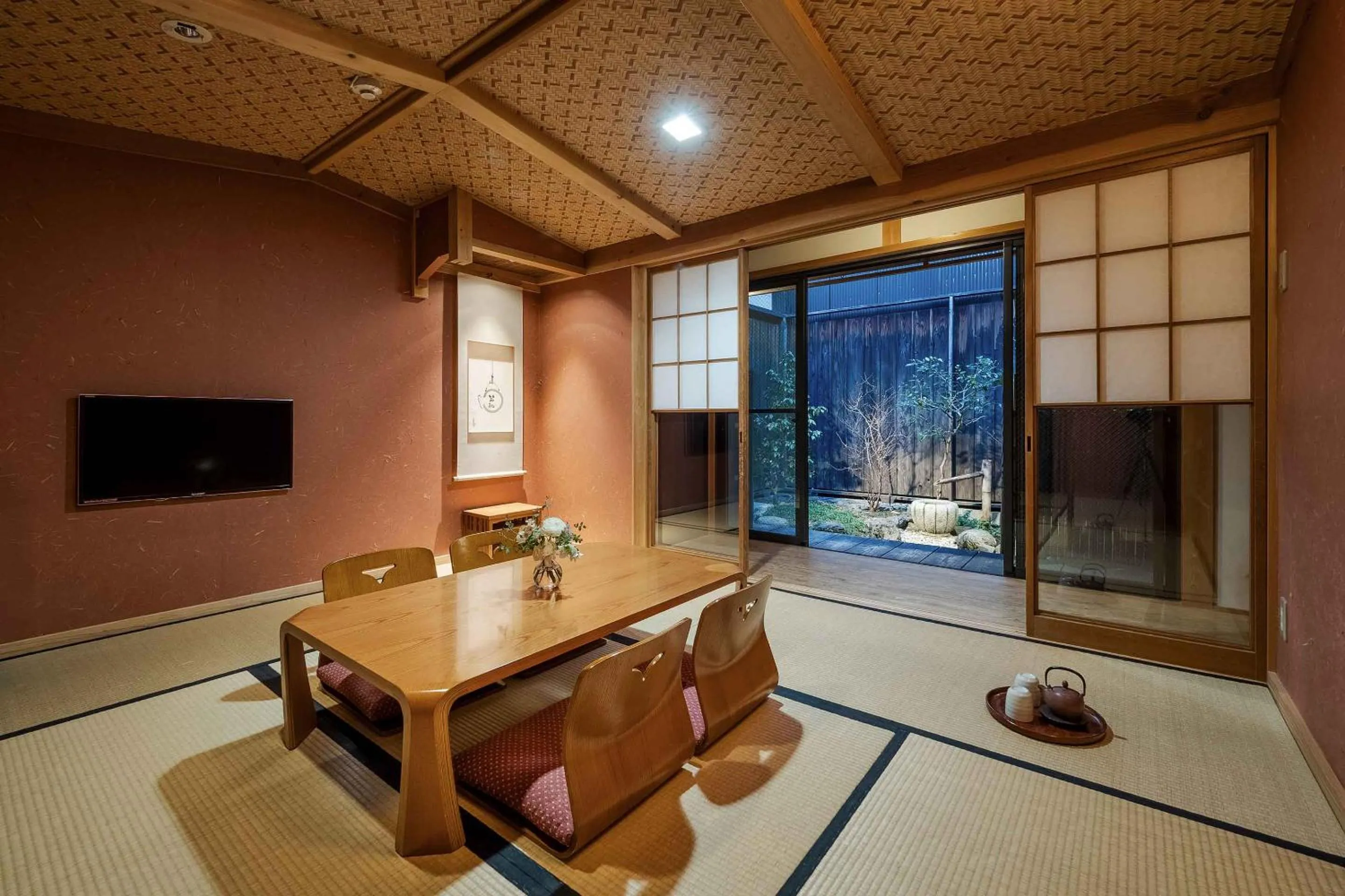 Living room in Akane an Machiya House