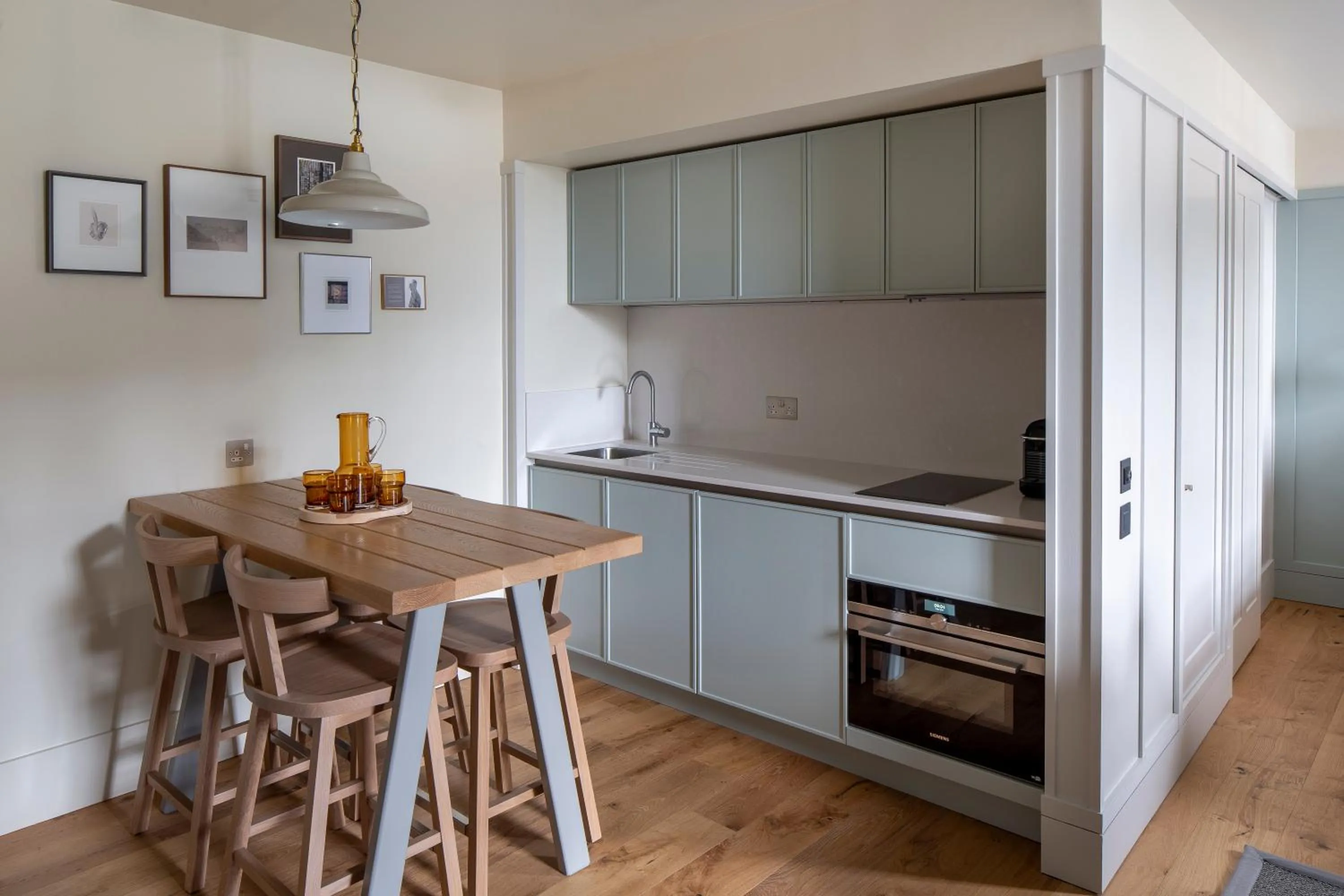Kitchen or kitchenette in Abbey Strand Apartments, at Holyrood