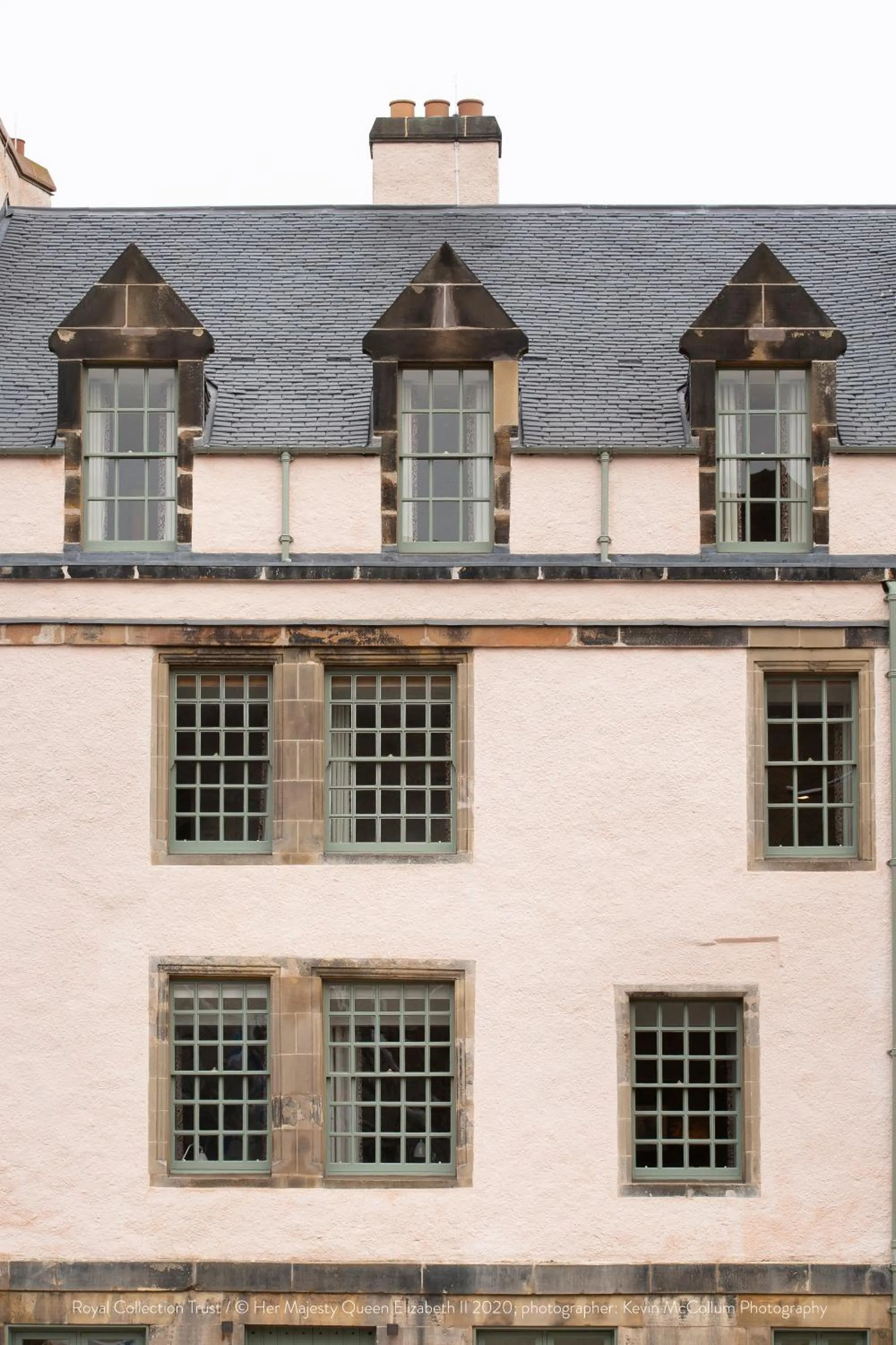 Facade/entrance in Abbey Strand Apartments, at Holyrood