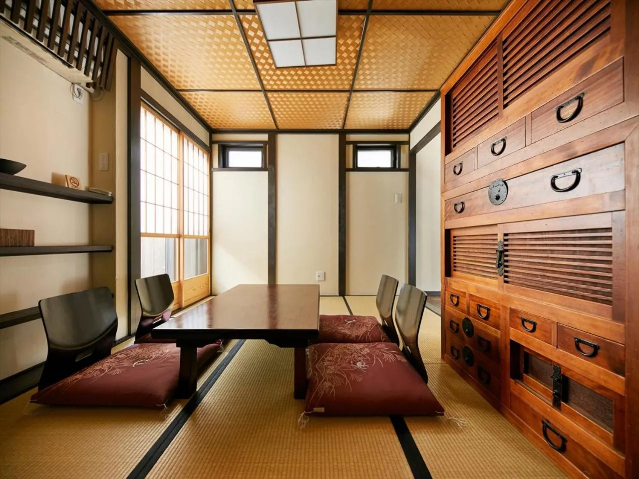 Living room in Kikyo-an Cozy Private Machiya near JR Nijo Station