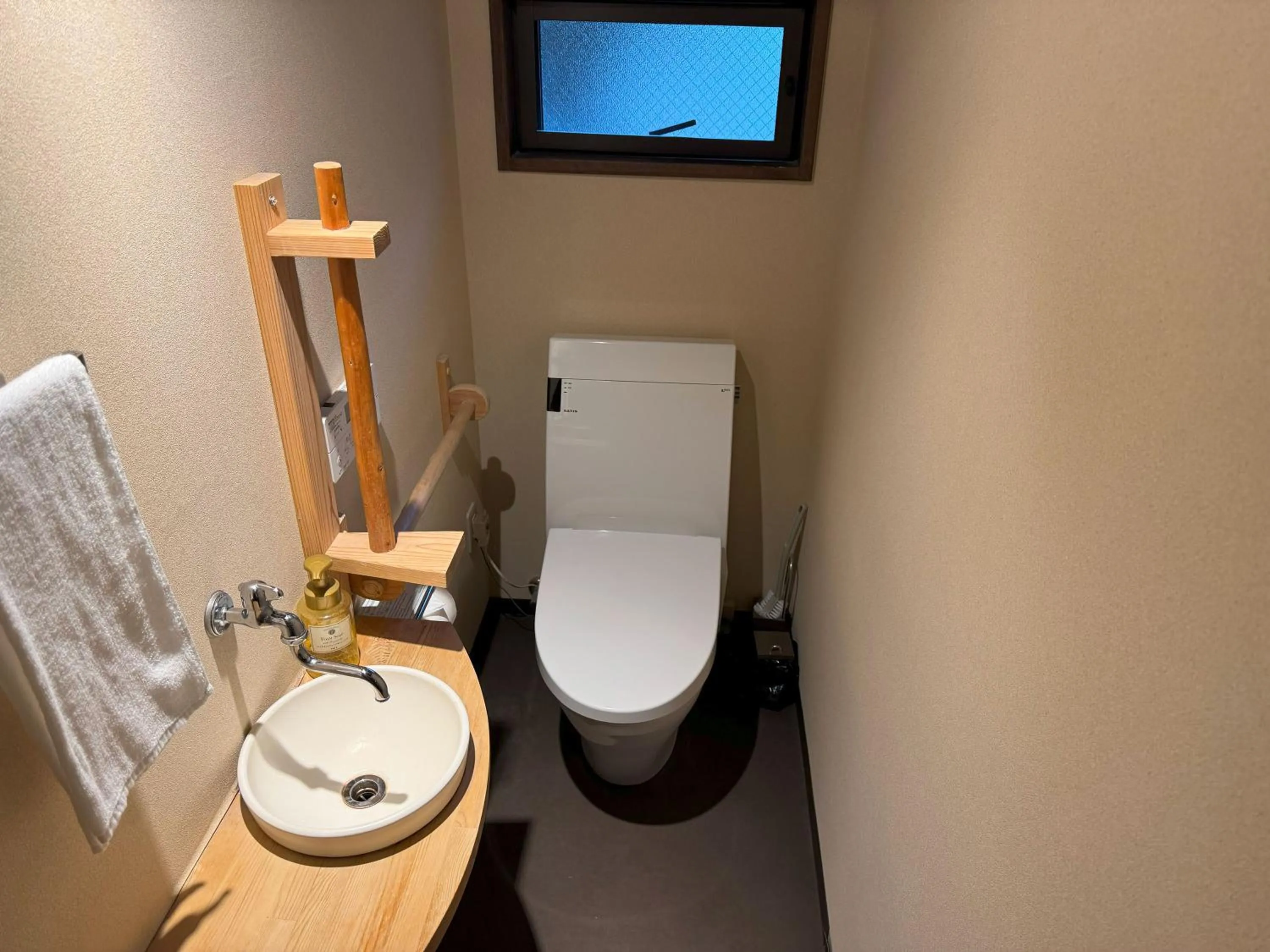 Toilet in Kurenai-an