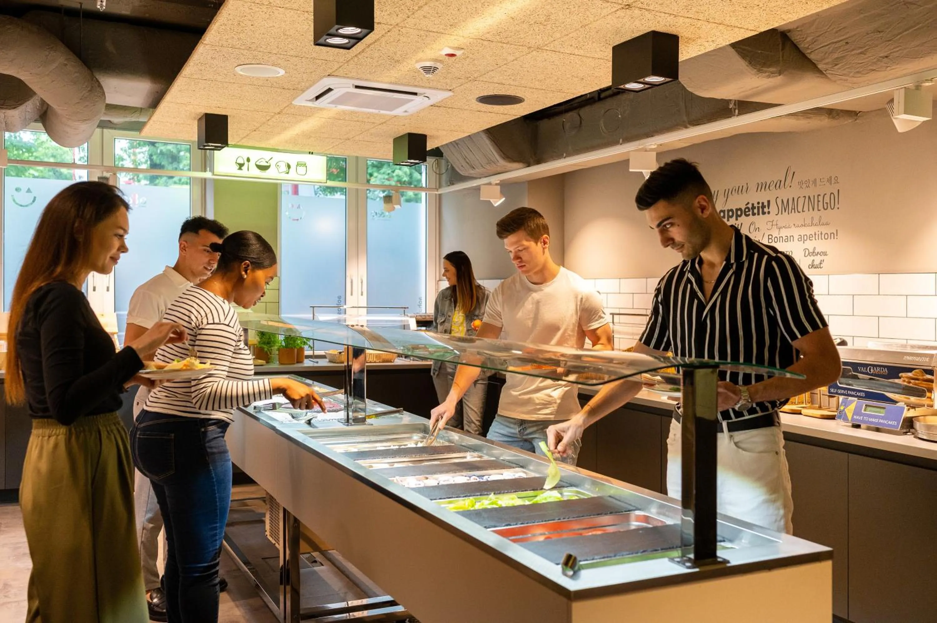 Breakfast in a&o Warszawa Wola